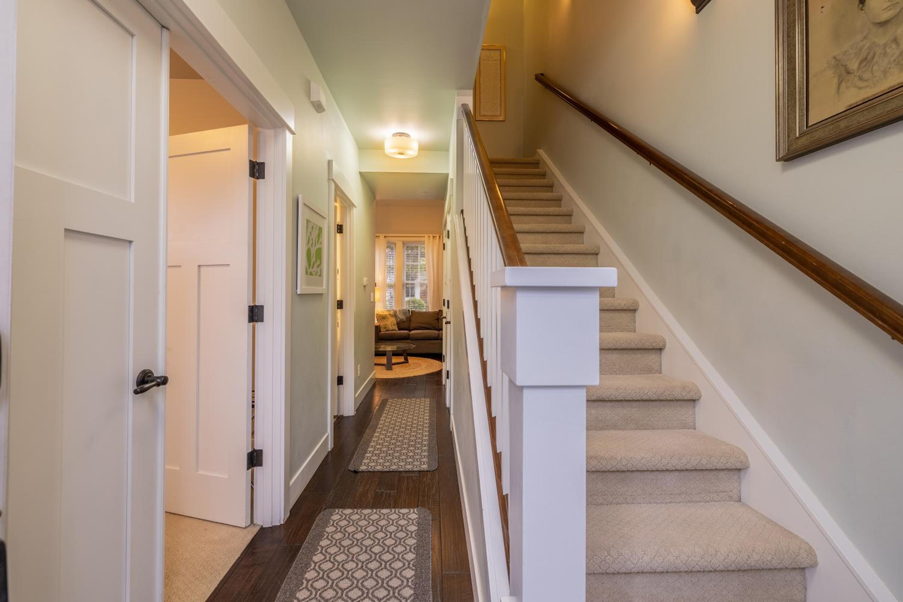 Mary Frances by Seabrook Hospitality view 3