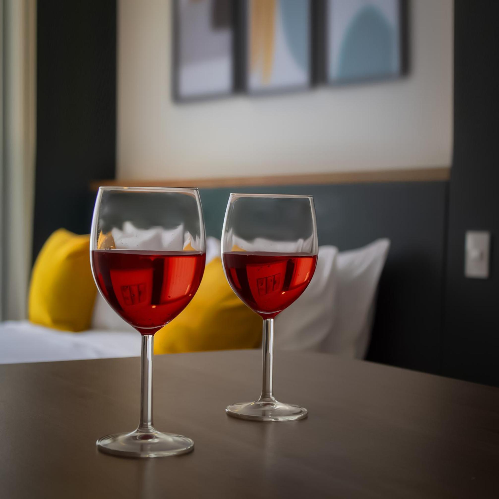 The Hood 102, Modern and Luxury Apartments