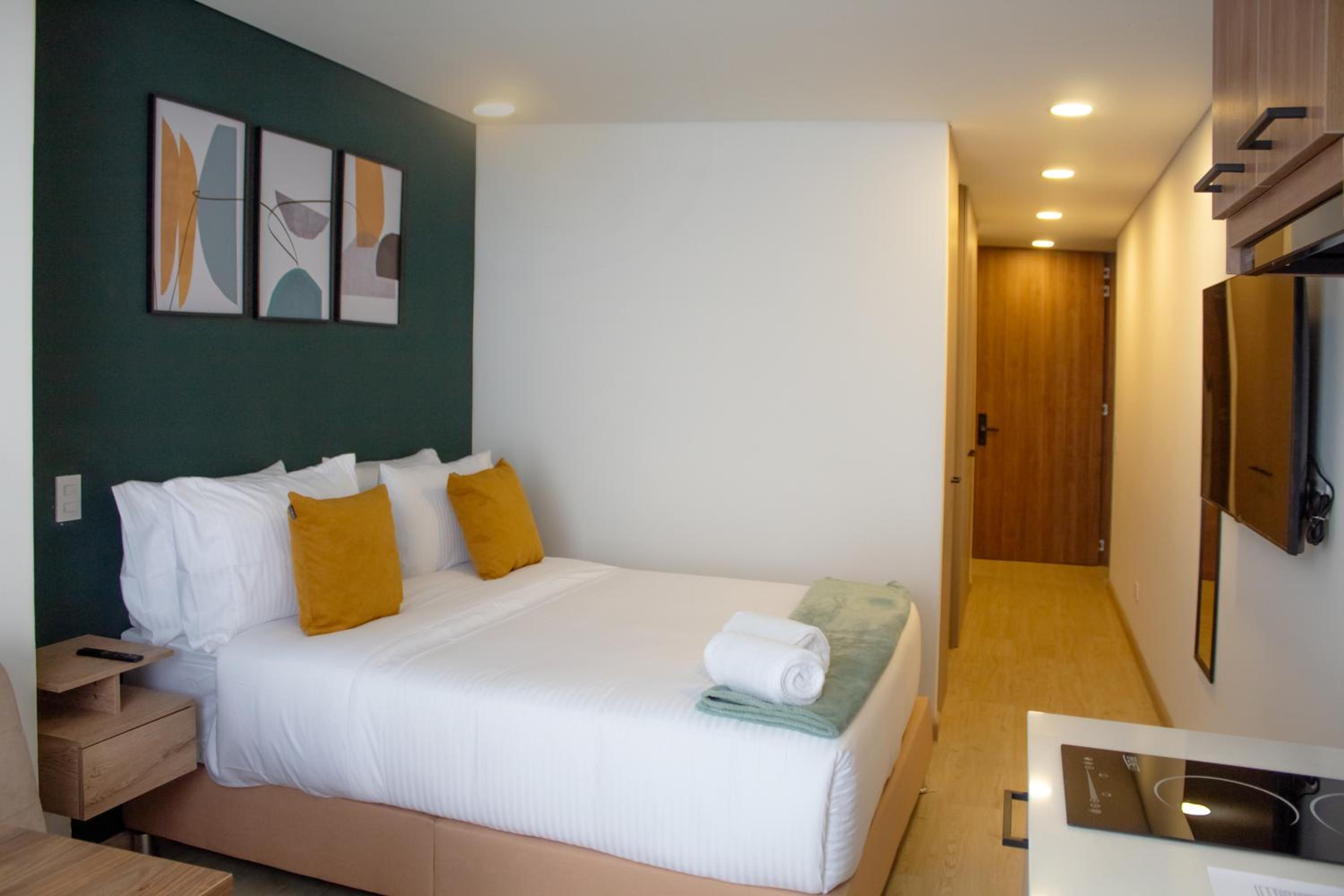 The Hood 102, Modern and Luxury Apartments