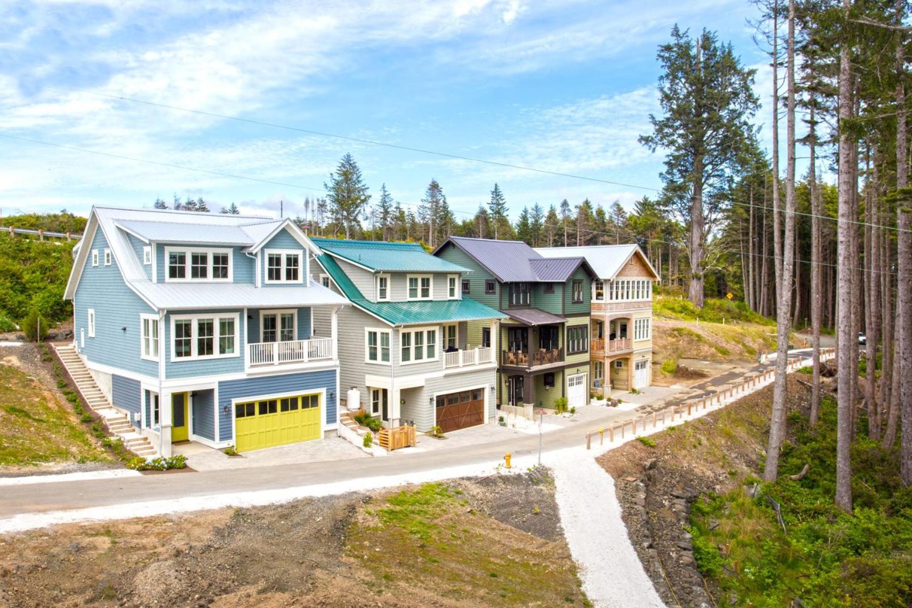Into the Mystic by Seabrook Hospitality view 3