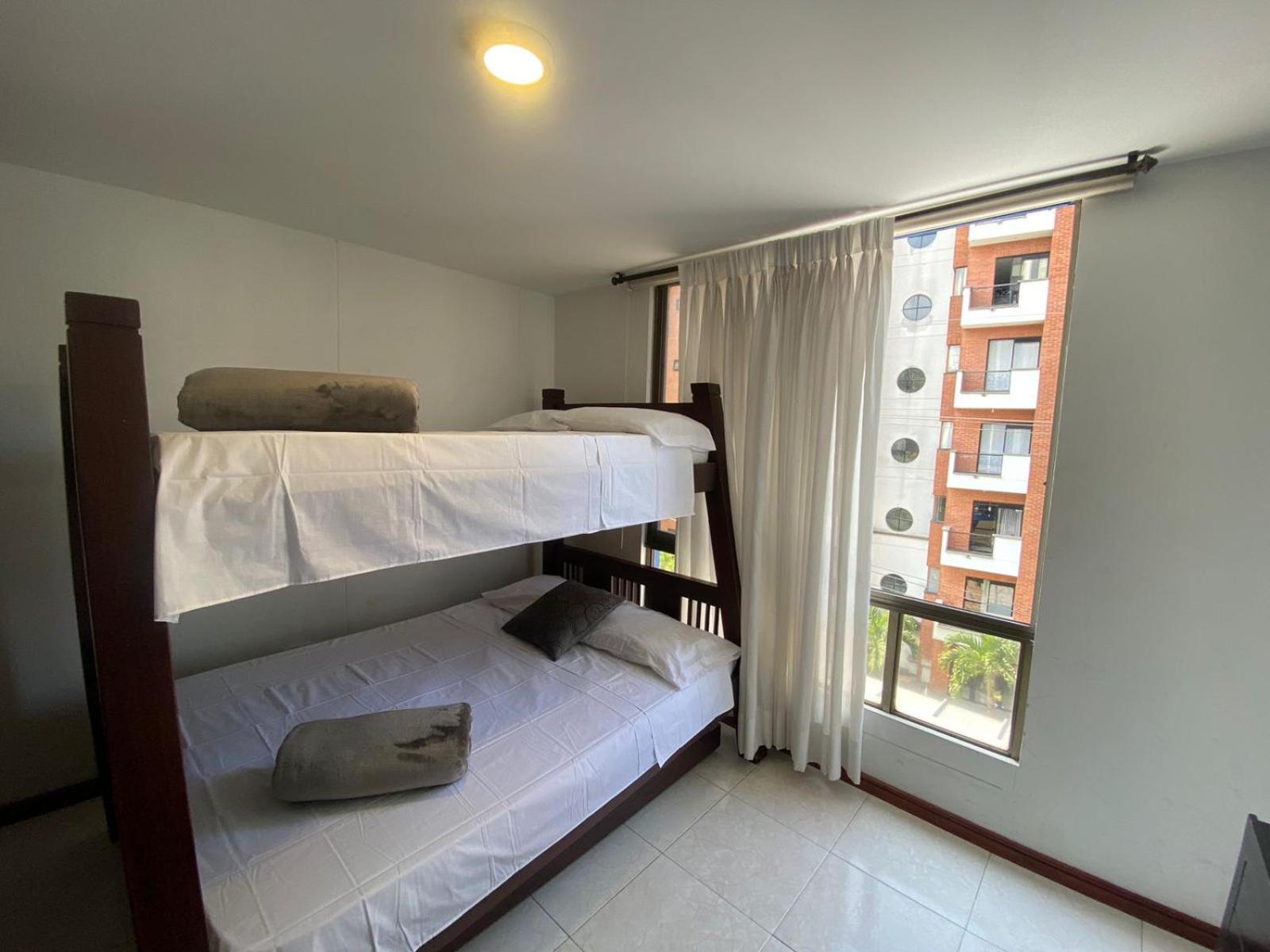 Apartamento amoblado en Pinares -Circunvalar