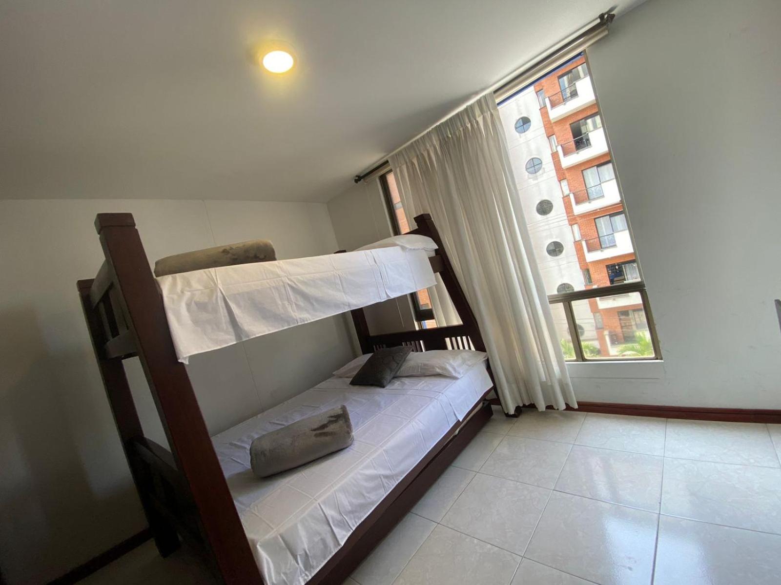 Apartamento amoblado en Pinares -Circunvalar