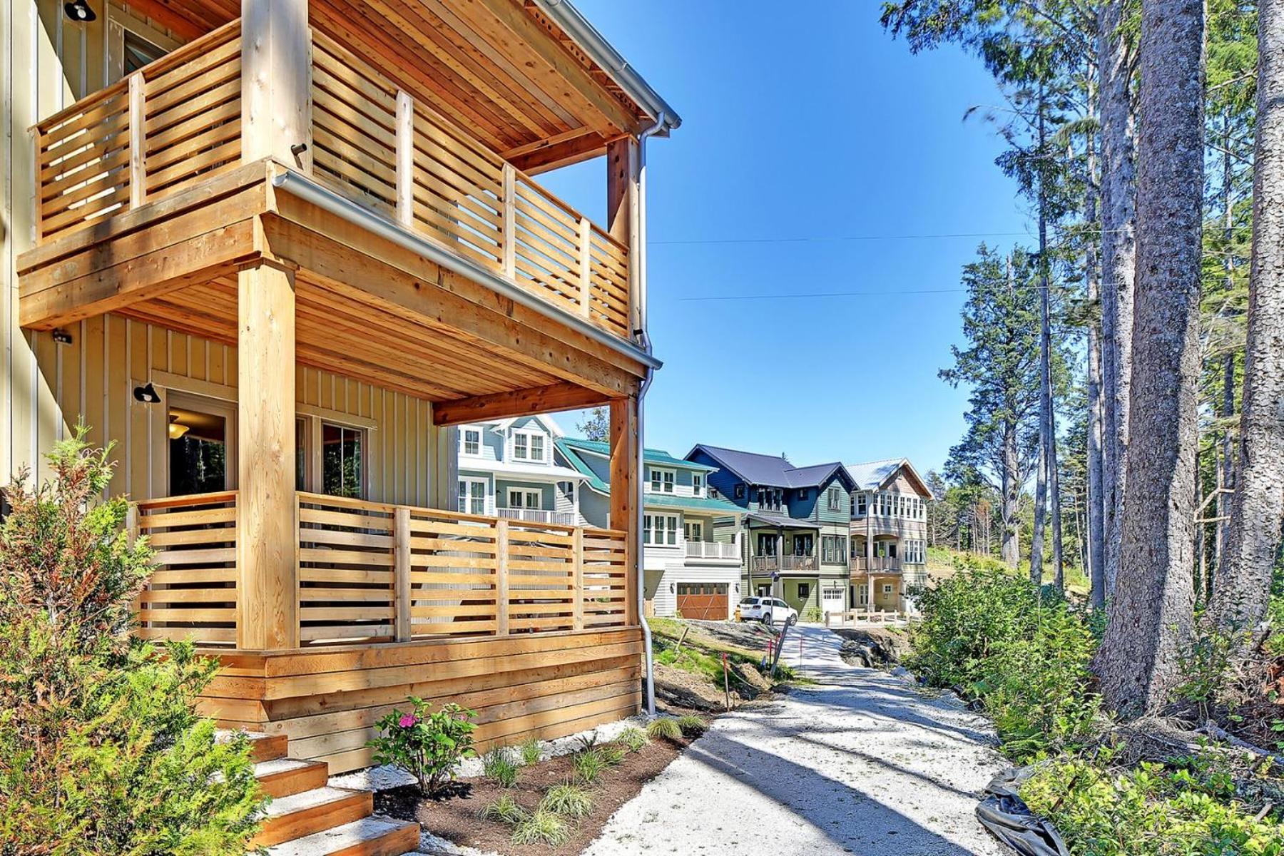 Latitude Adjustment by Seabrook Hospitality view 4