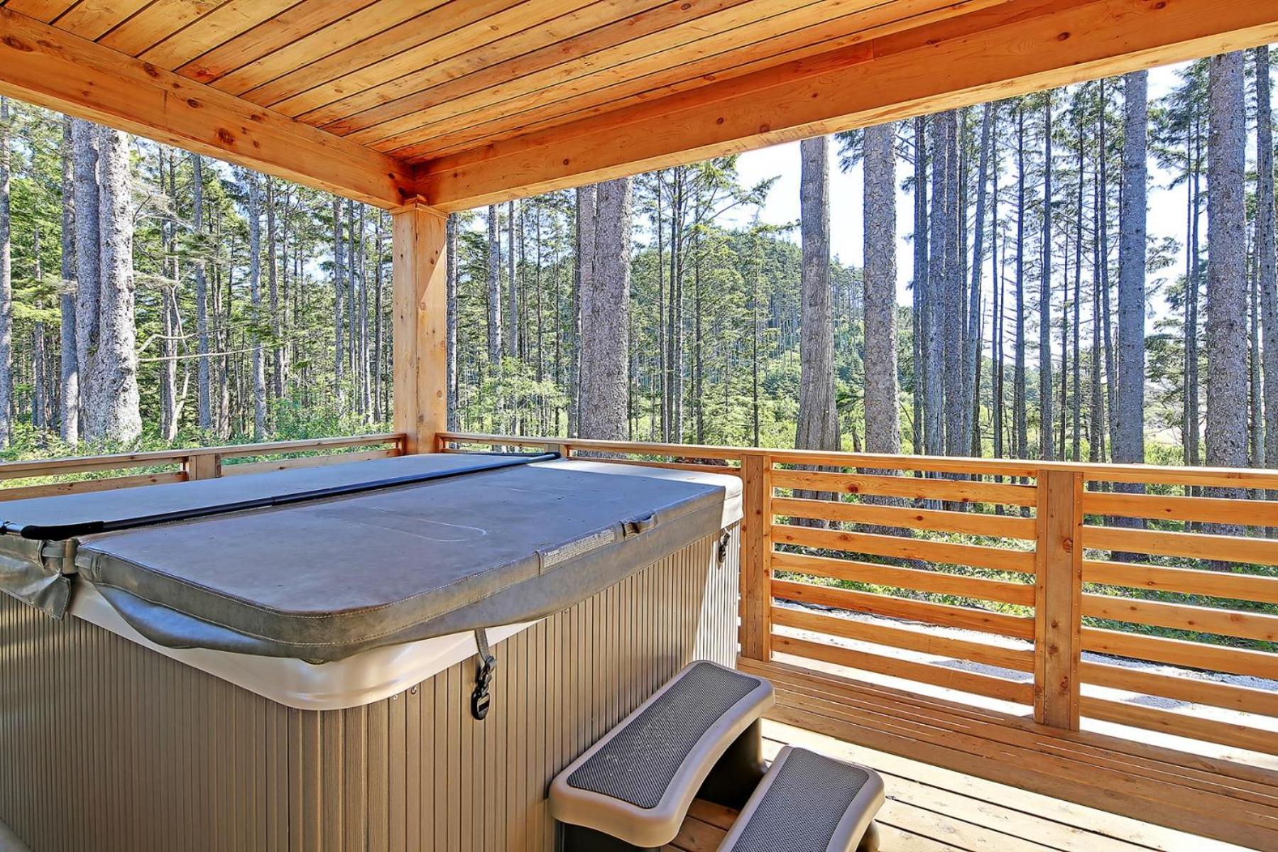 Latitude Adjustment by Seabrook Hospitality view 5
