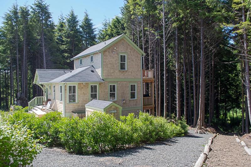 LegaSea Beach House by Seabrook Hospitality view 2