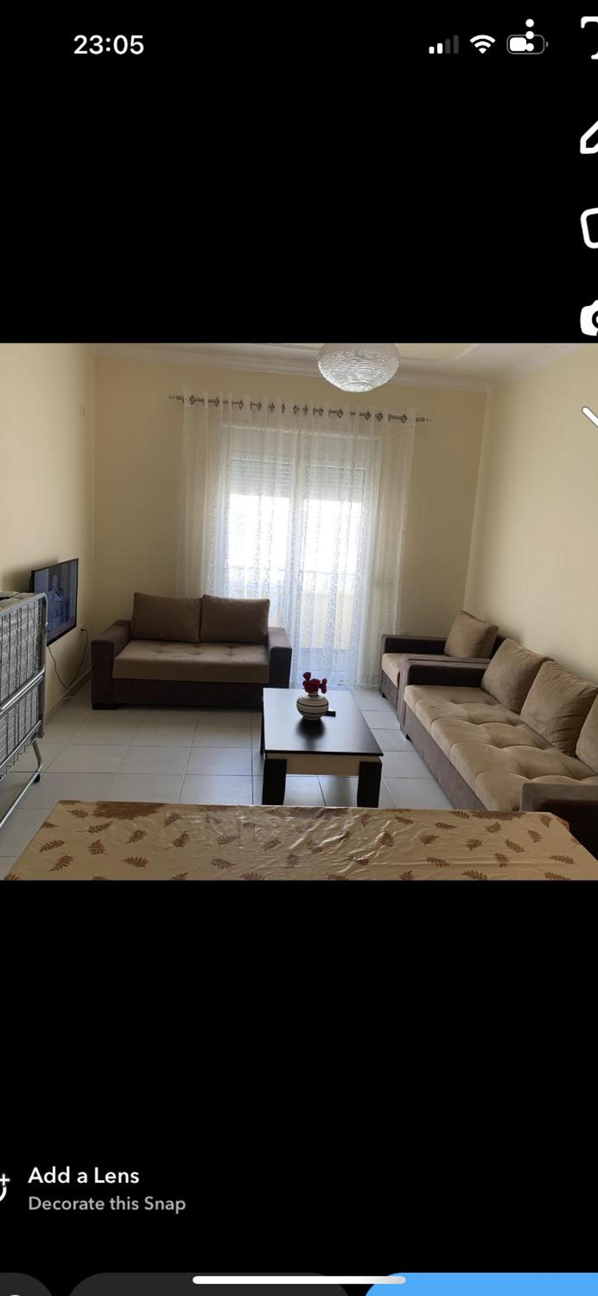 Leonis apartment