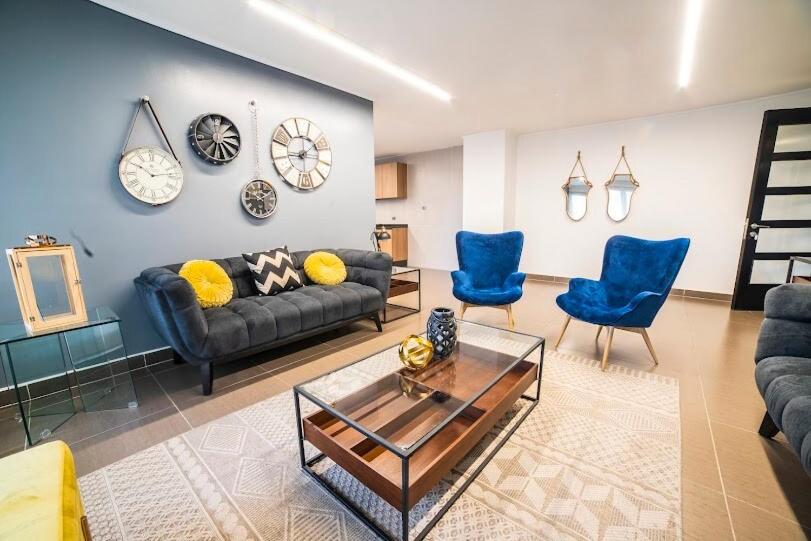 Relax and get comfy in our home in Las Condes