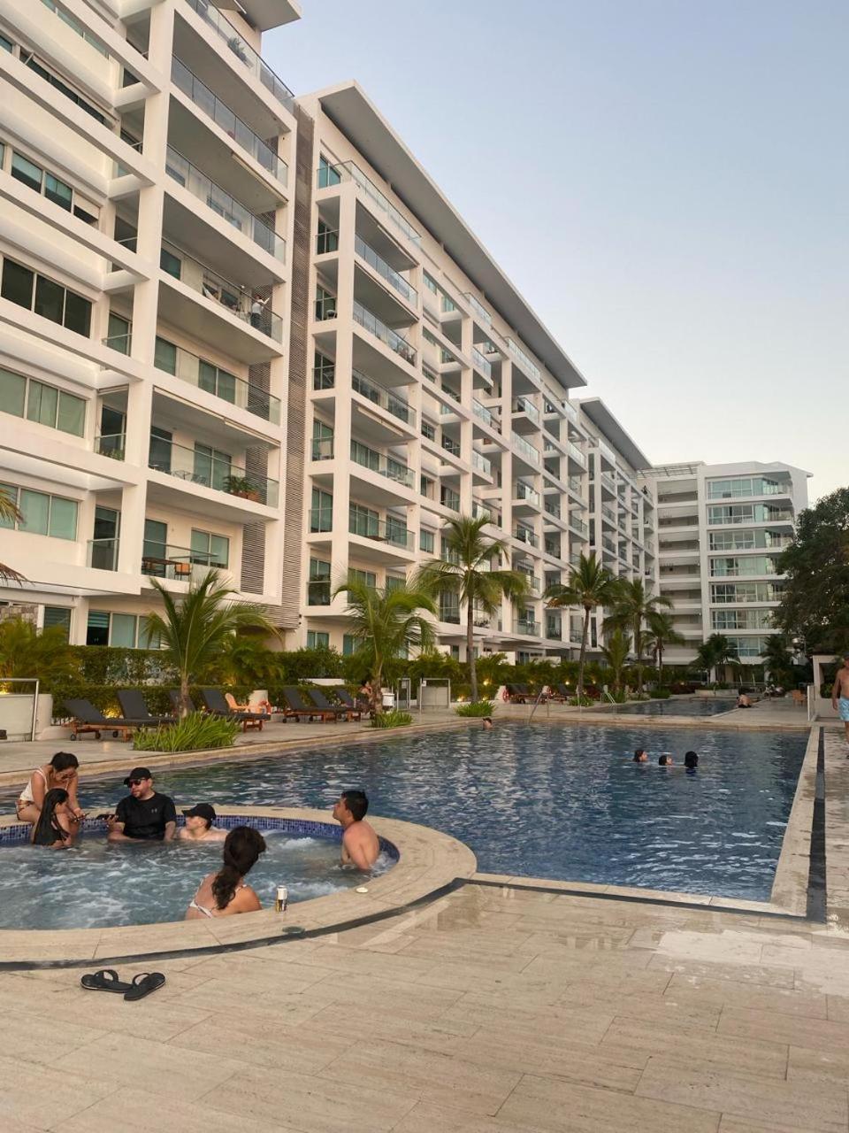 Cartagena Apartamento en Morros en Primera Linea de PLaya