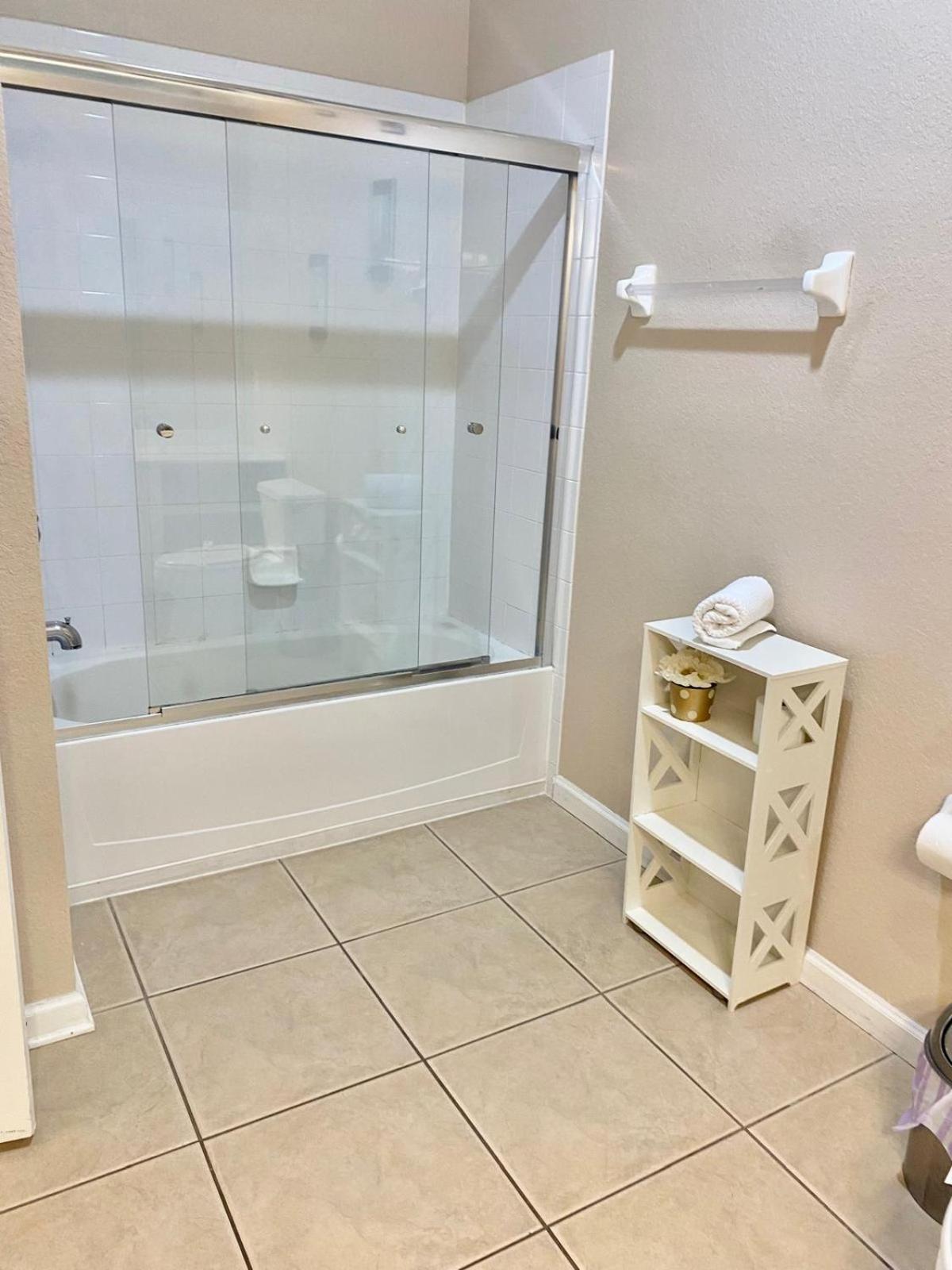 Universal Studios Area Apartment
