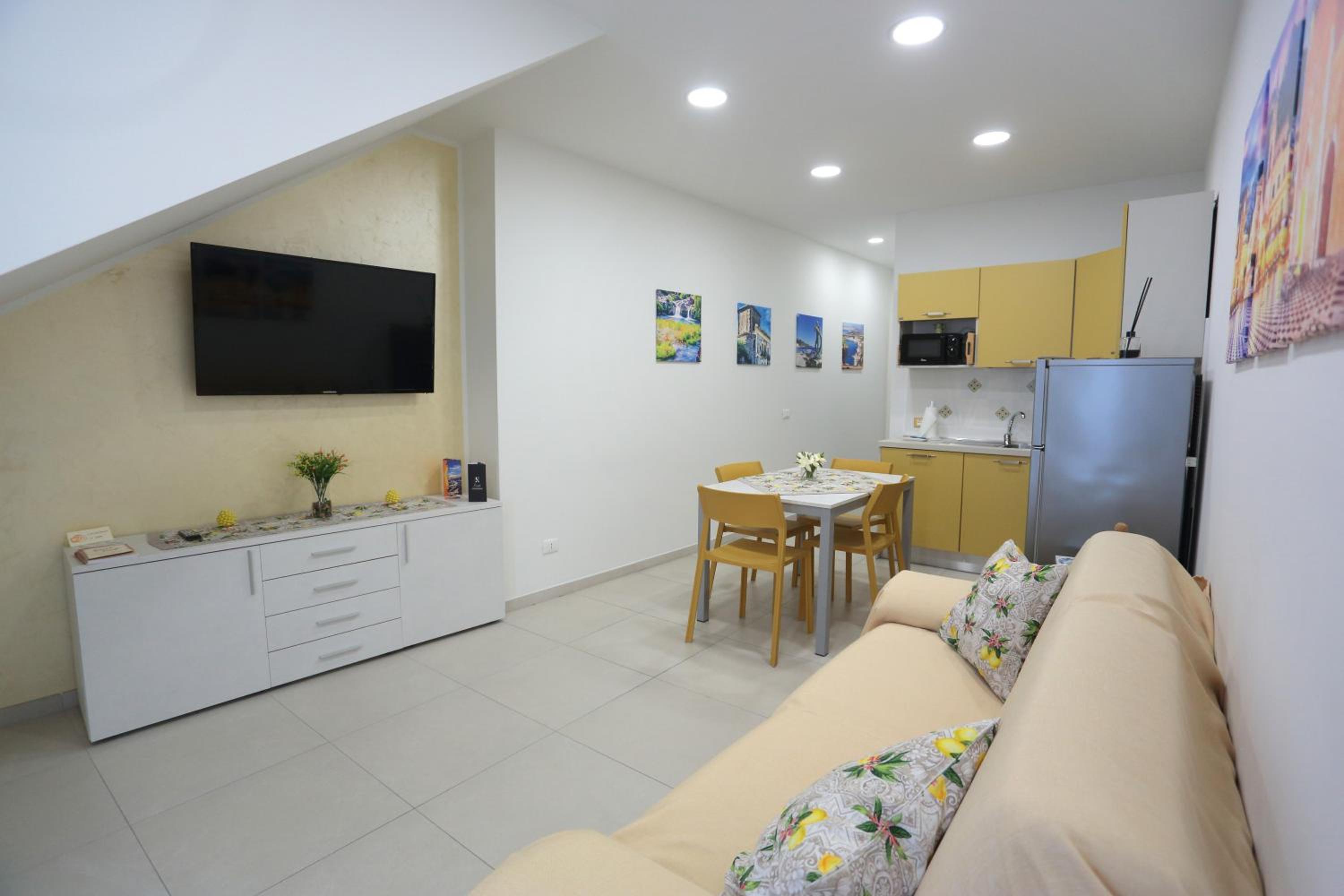 Kris Luxury Apartments photo 3