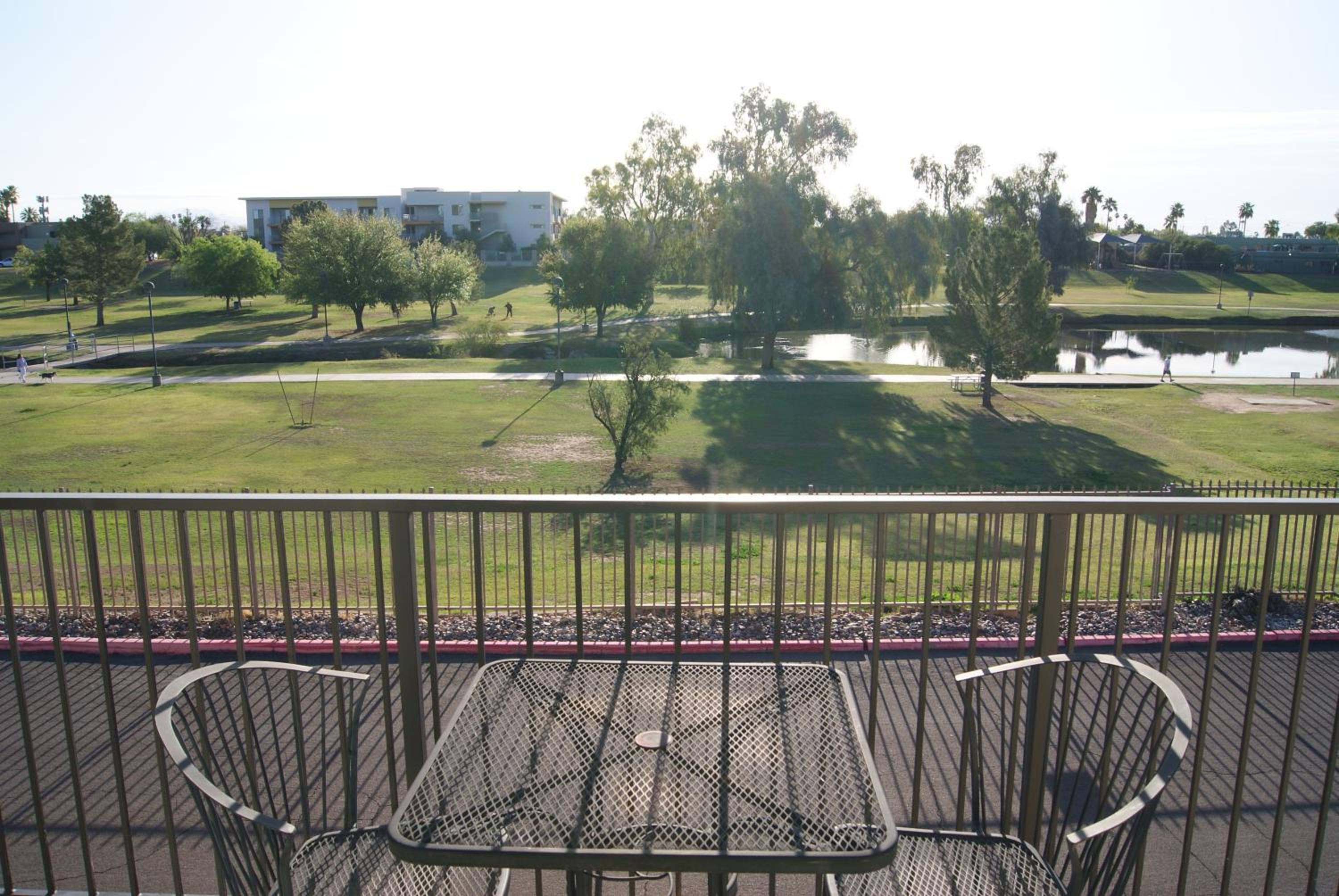 216-Fully Furnished 1BR Suite-Outdoor Pool - Property Image 15