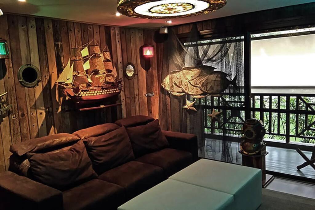 Pier22 Lodging The Captain's Lounge imóvel temático 5 suítes