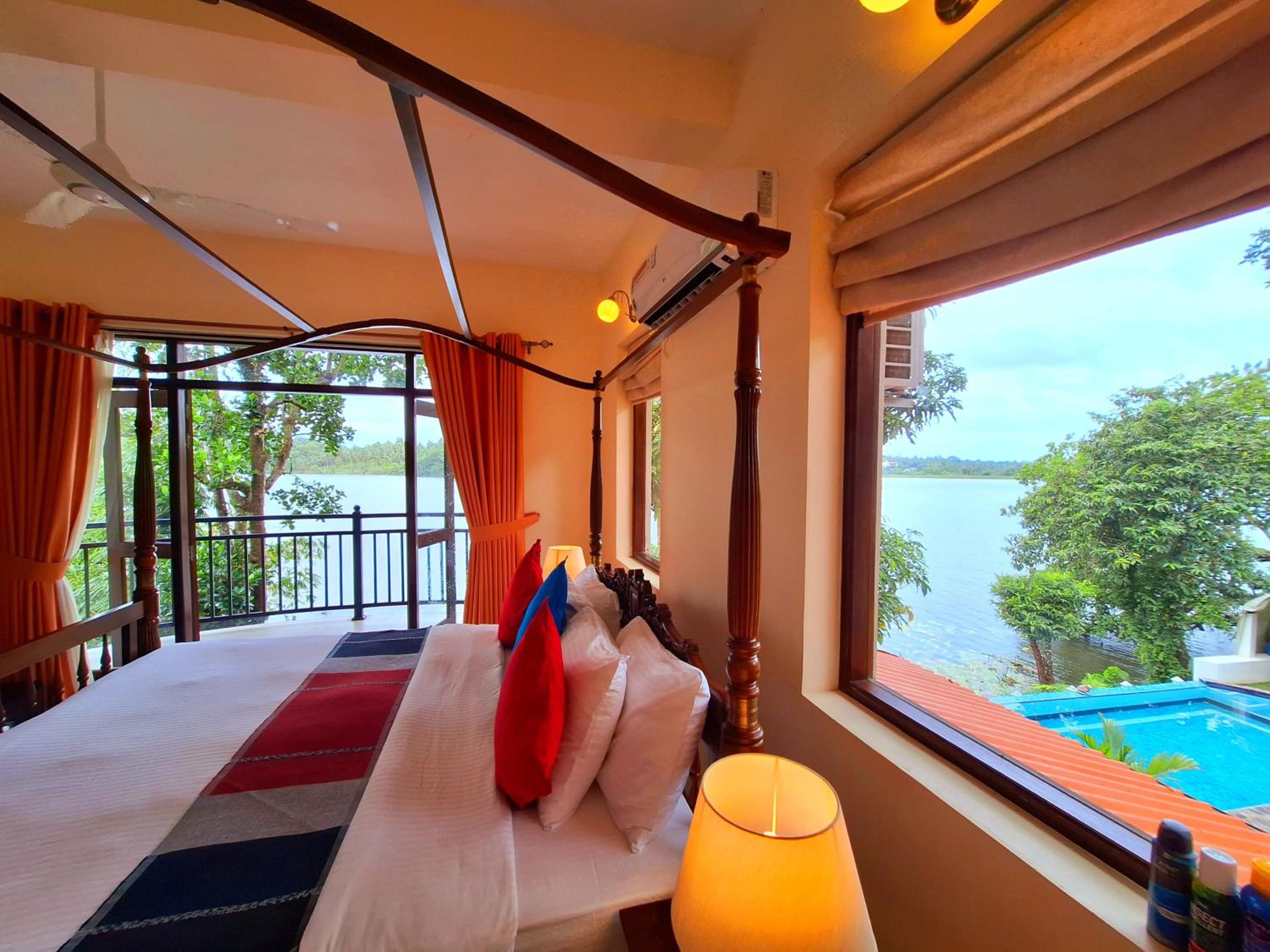 MYH - Lake Front Pvt Villa with Staff and Includes FREE Breakfast of your choice view 2