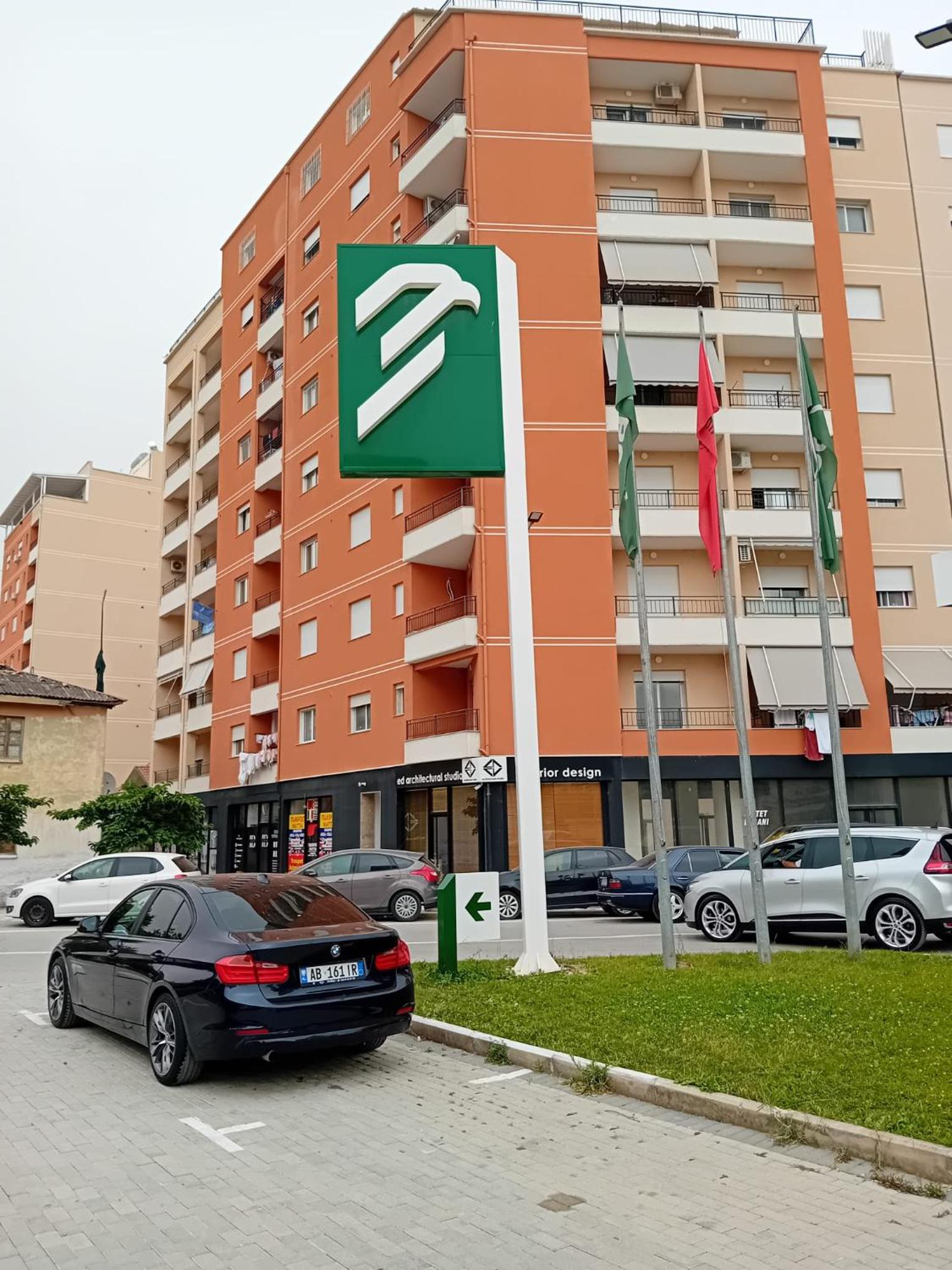 Vlore White Orchid Apartment