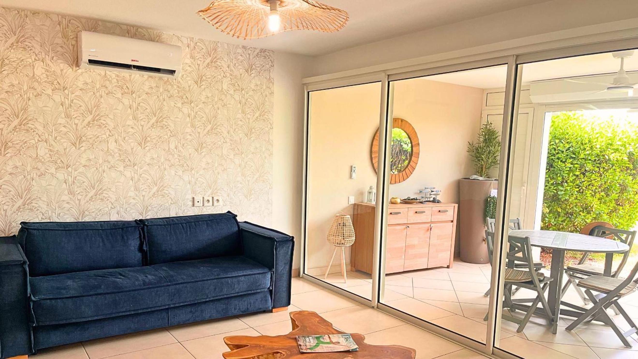 Le Royale Blue, magnifique vue sur le lagon appartement 4p