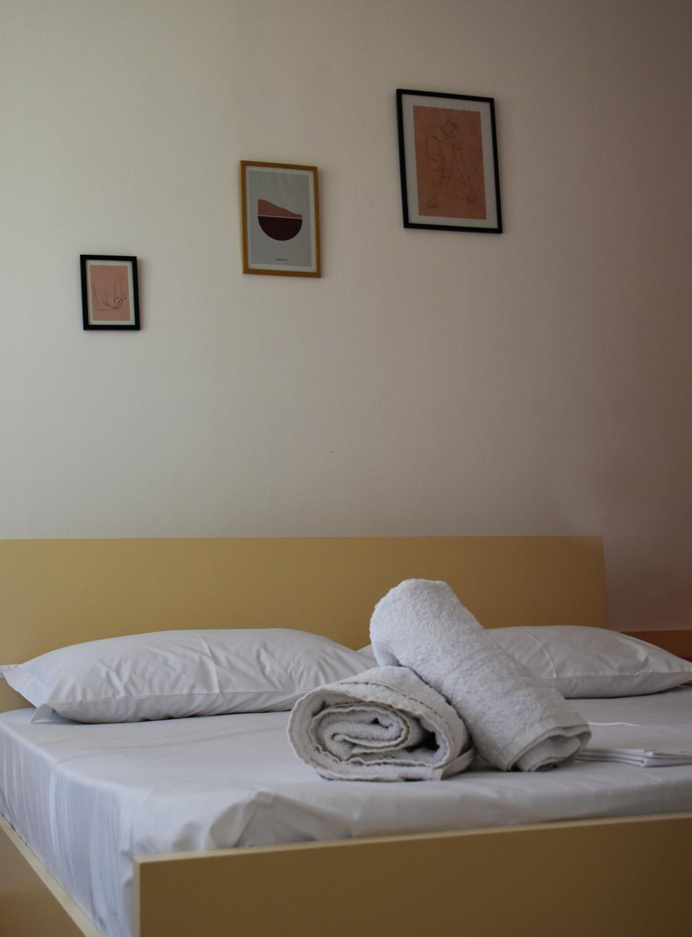 Leta's apartments photo 3