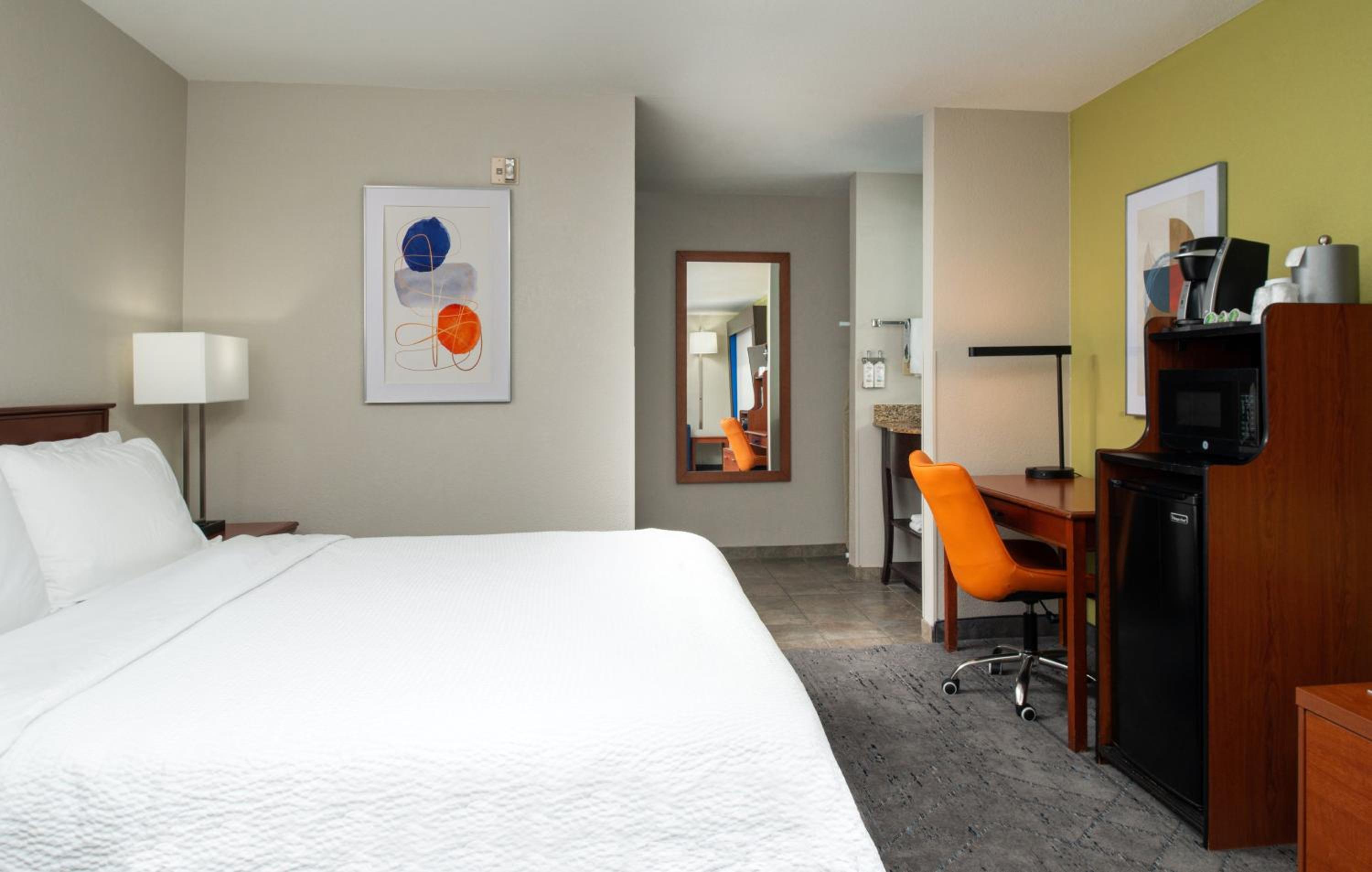 Farmington Vacations - Holiday Inn Express Hotel  Suites Farmington, an IHG Hotel - Property Image 68