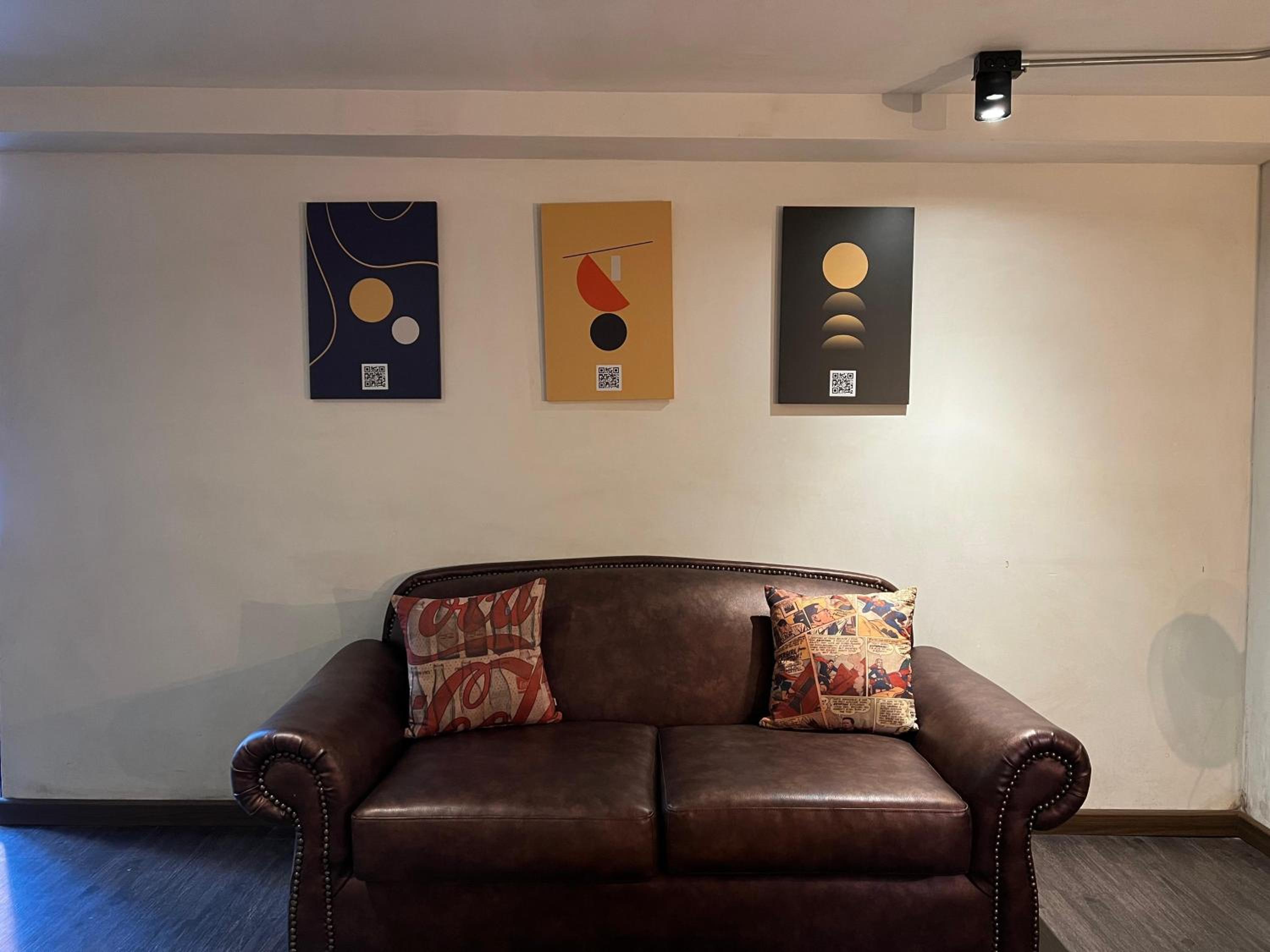 FRN101 Cozy loft located in a popular in Poblado By Roots Rentals