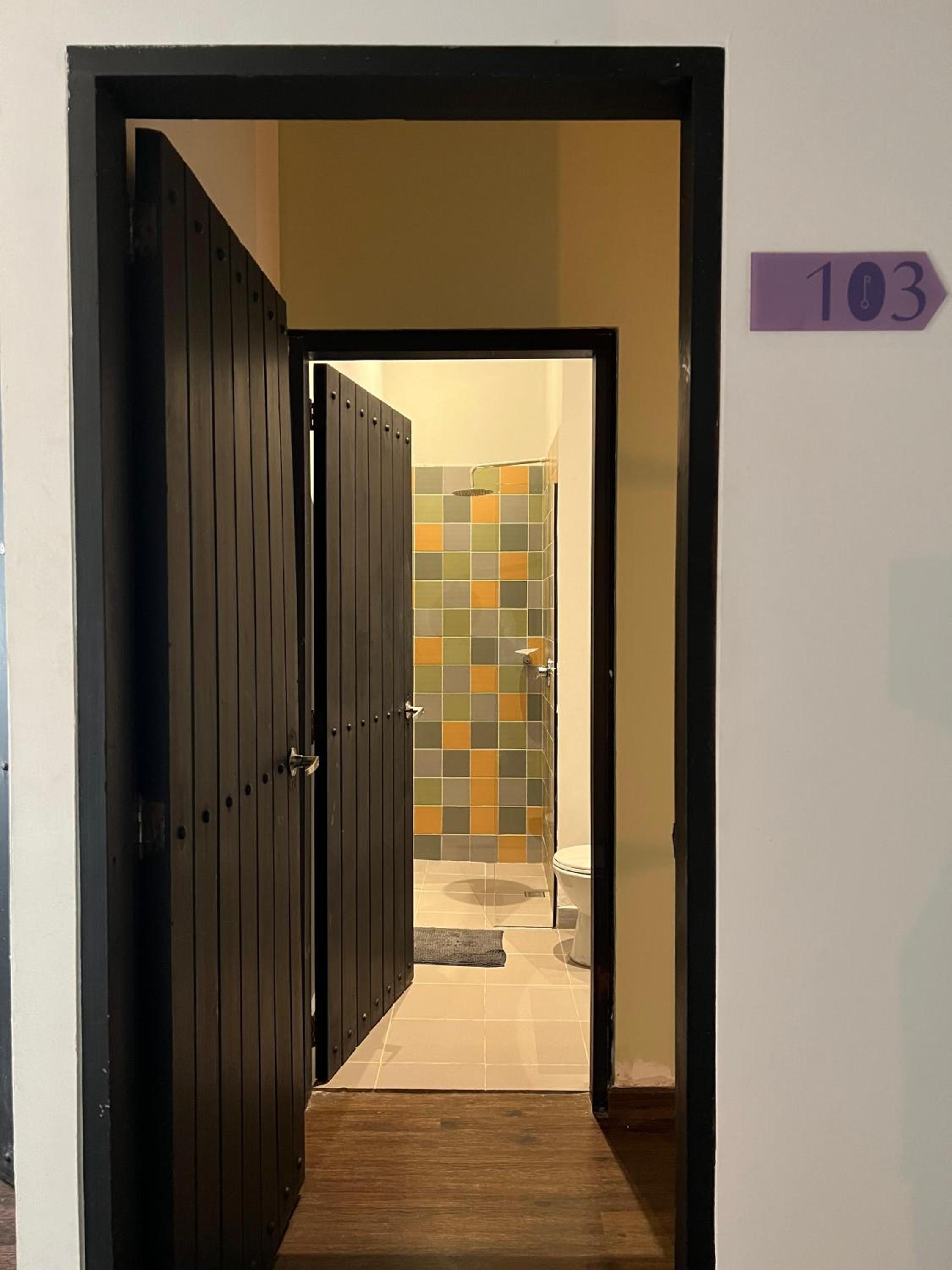 Studio in Poblado near Envigado FRN103 By Roots Rentals