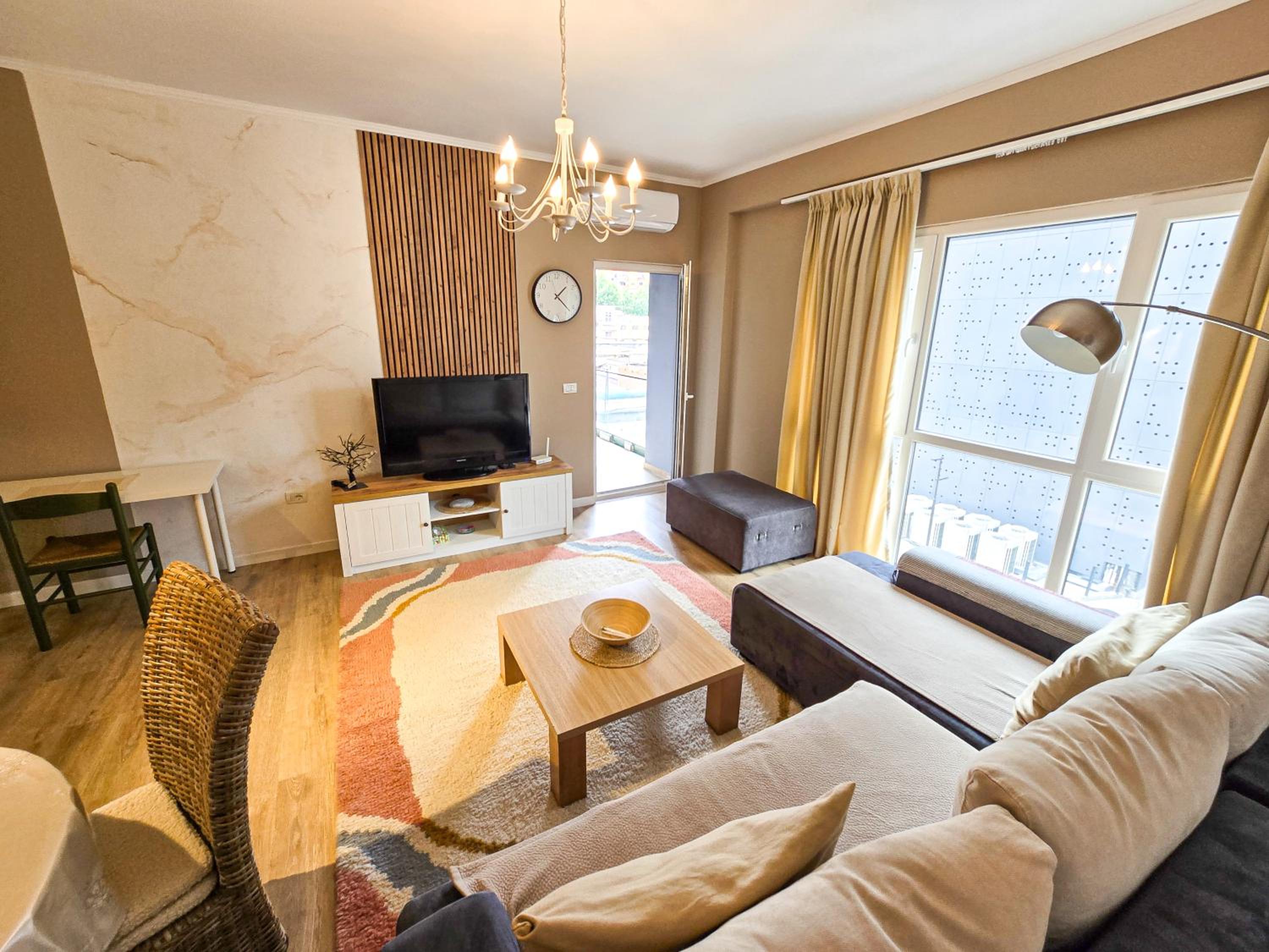 Emerald Luxury 1BD Apartment