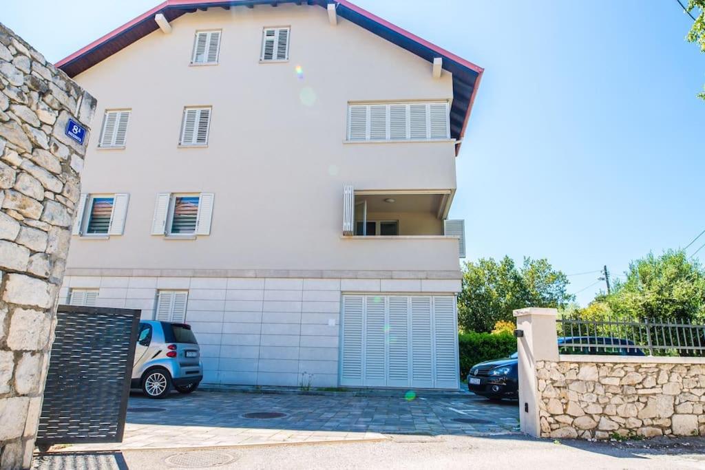 NEW! Carpe Diem 1,Split-Bacvice,free wi-fi, parking