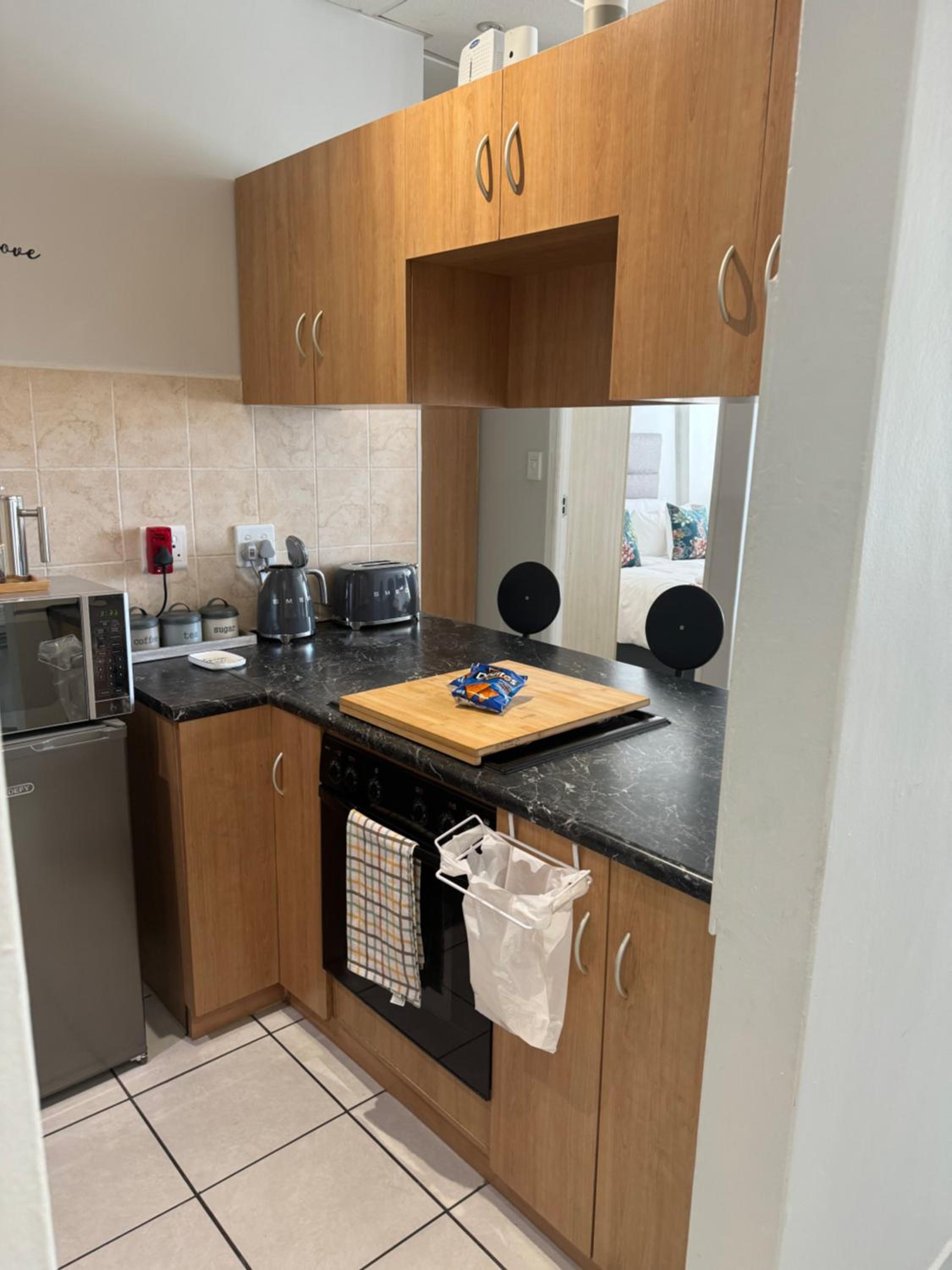 The Silhouette - Paarl - Self Catering Apartment