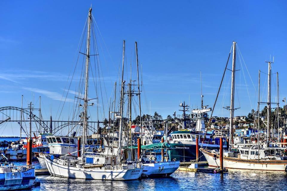 Historic Bay Front! Views of the Marina! Walk to Everything! Unit 1 view 4