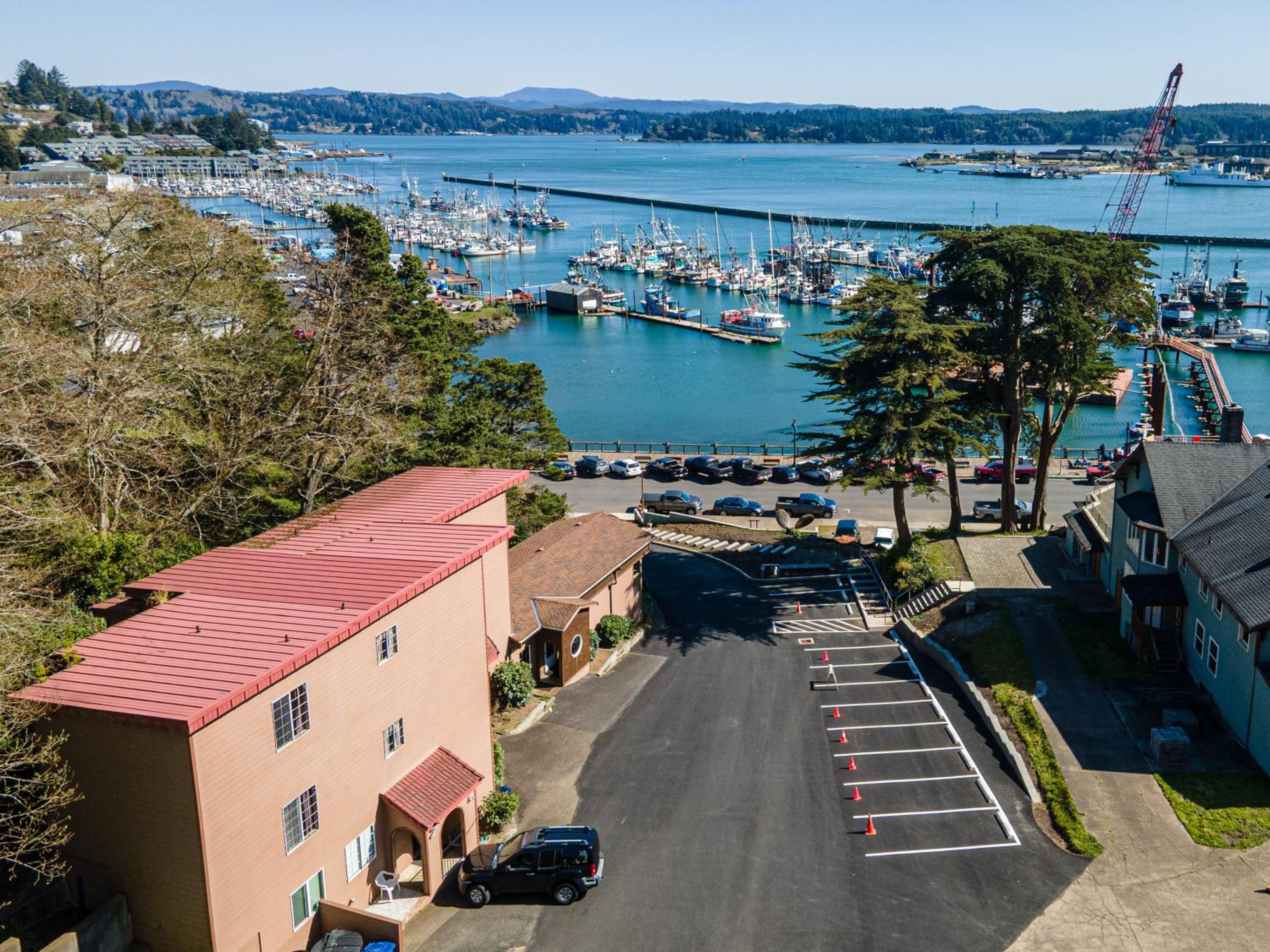 Yaquina Bay & Bridge Views! Watch the Boats! Kitchen is a culinary delight! Unit 5 view 2