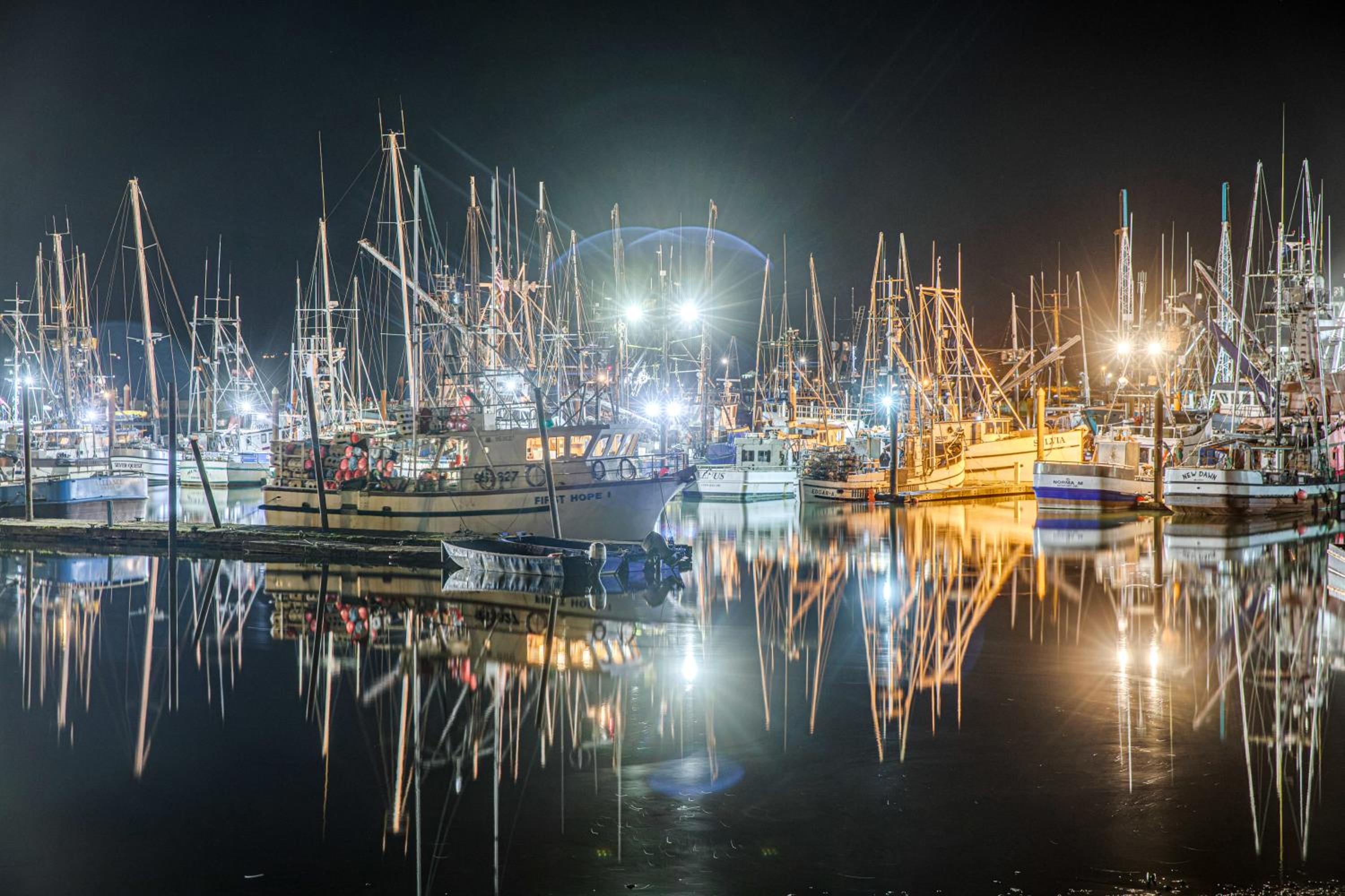 Yaquina Bay & Bridge Views! Watch the Boats! Kitchen is a culinary delight! Unit 5 view 5