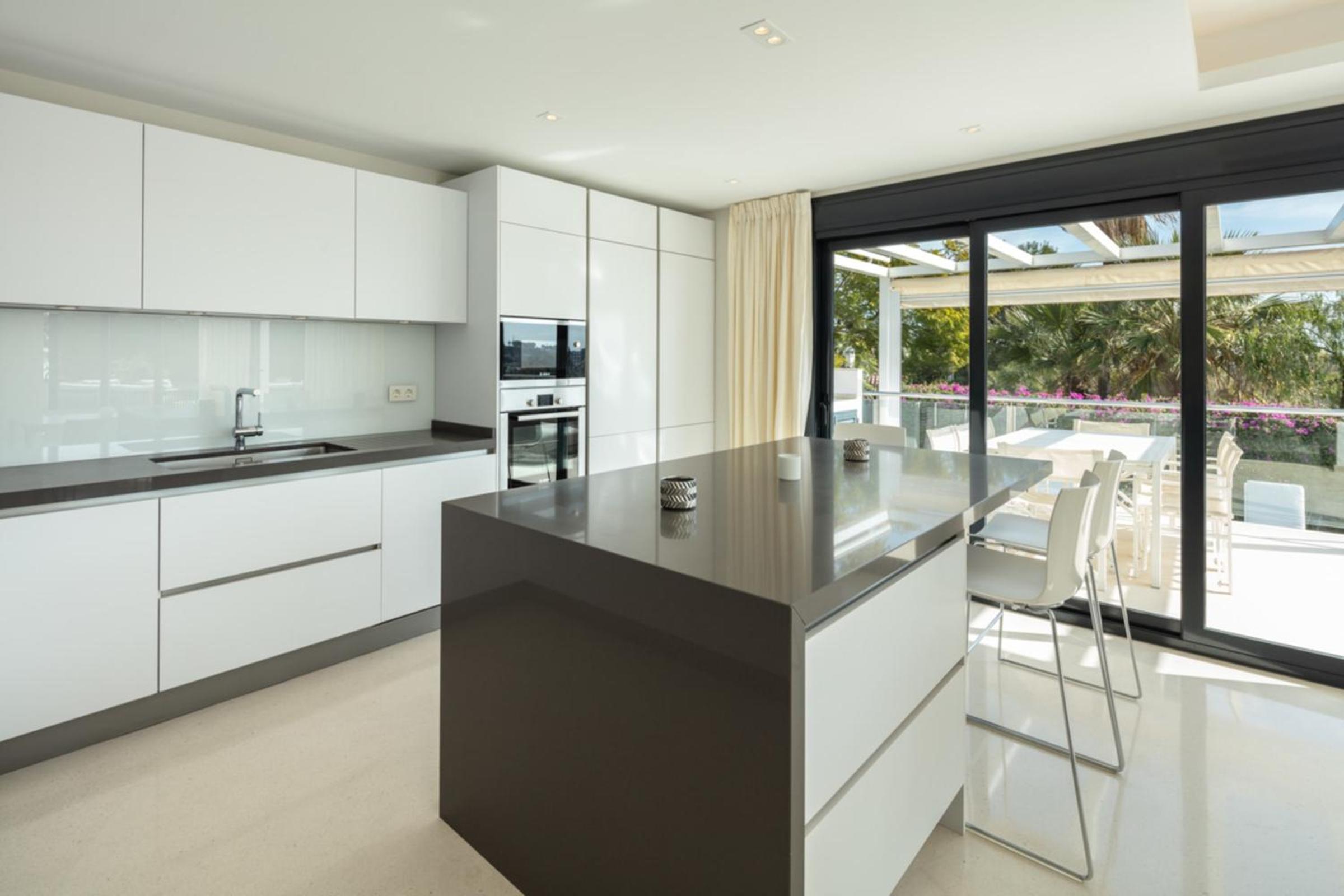Marbella Vacations - All About Villa Breeze - Property Image 27