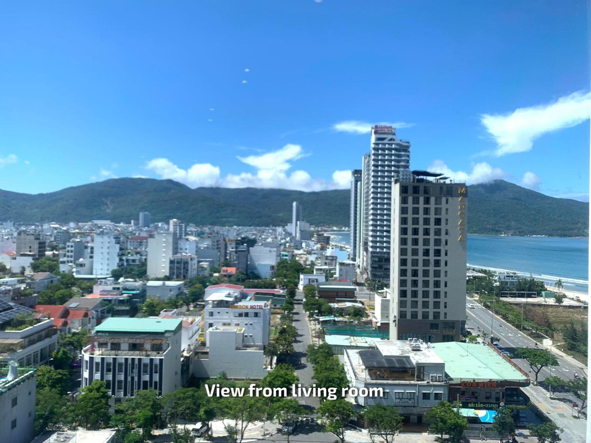 Beachfront Luxury Apartment in Altara Building - Da Nang view 4