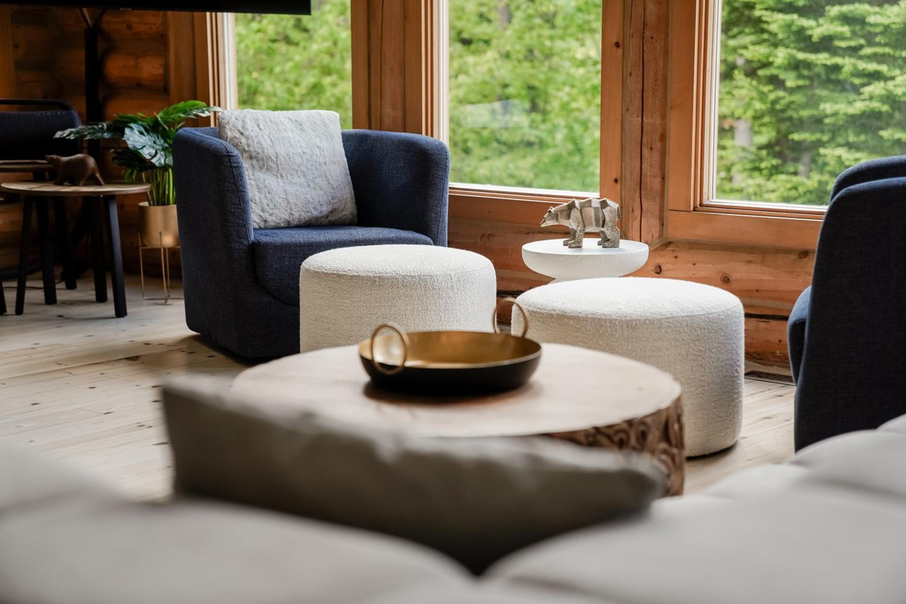 Chalet Golden Bear - Fiddler Lake