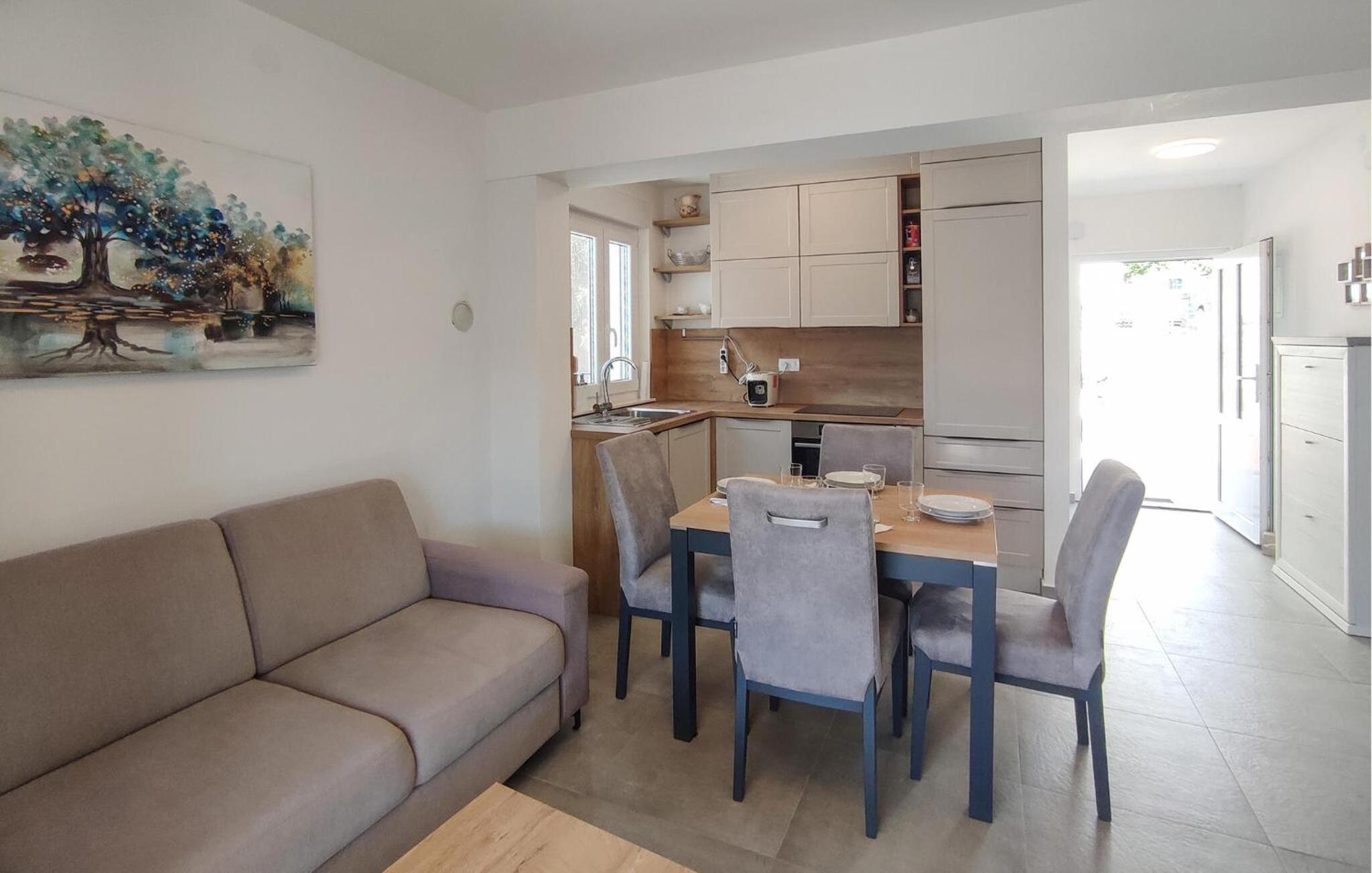 Gorgeous Home In Vinkuran With Kitchen view 3