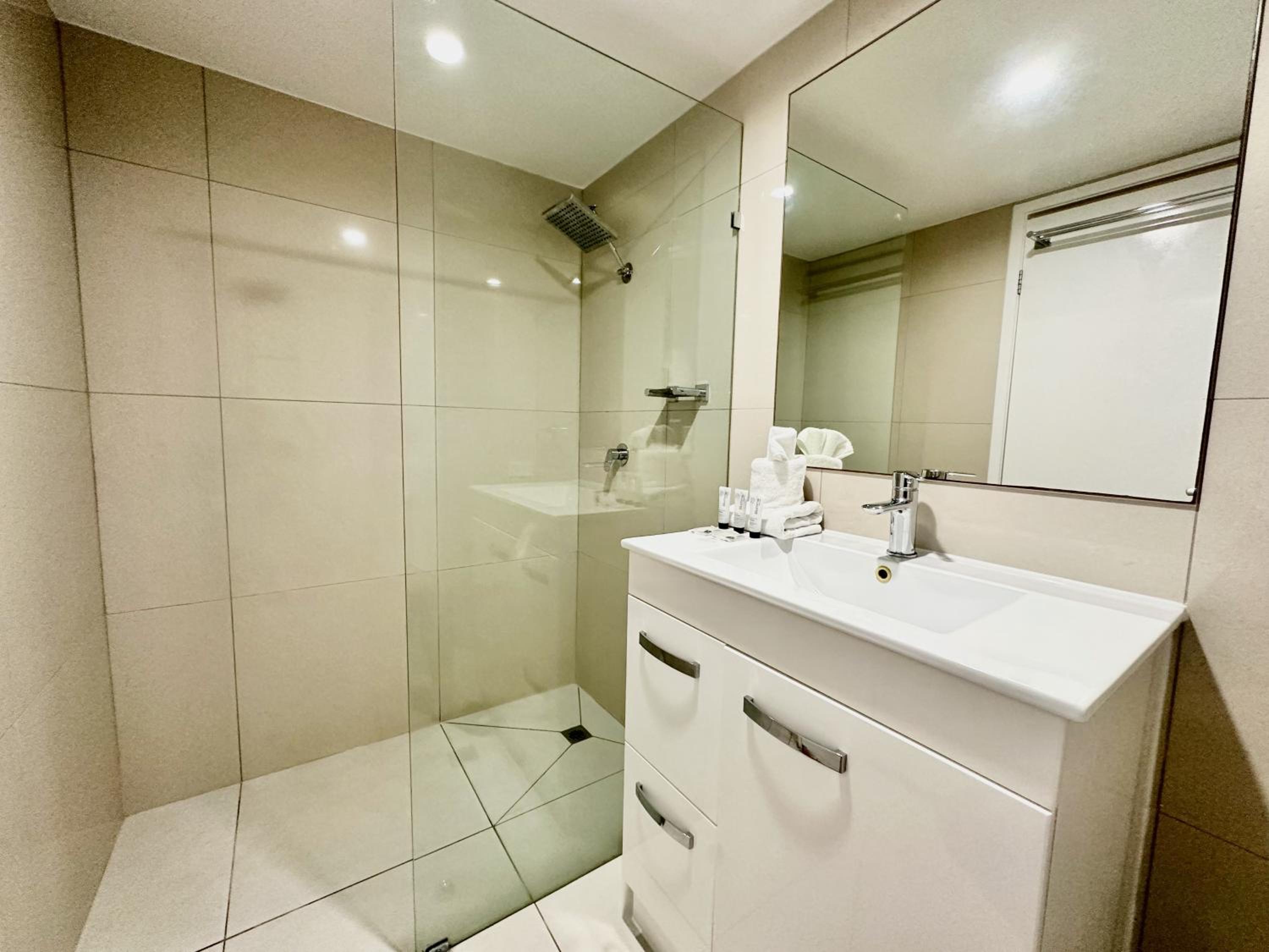 Diamond Beach Resort Broadbeach 115