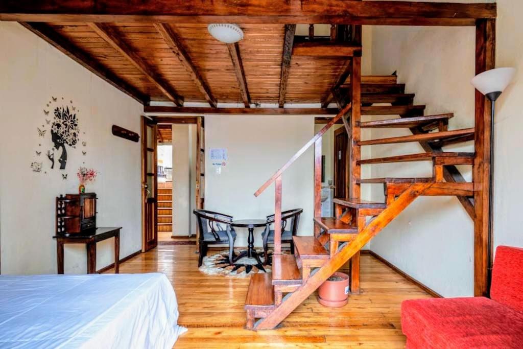 Hostal La Suite