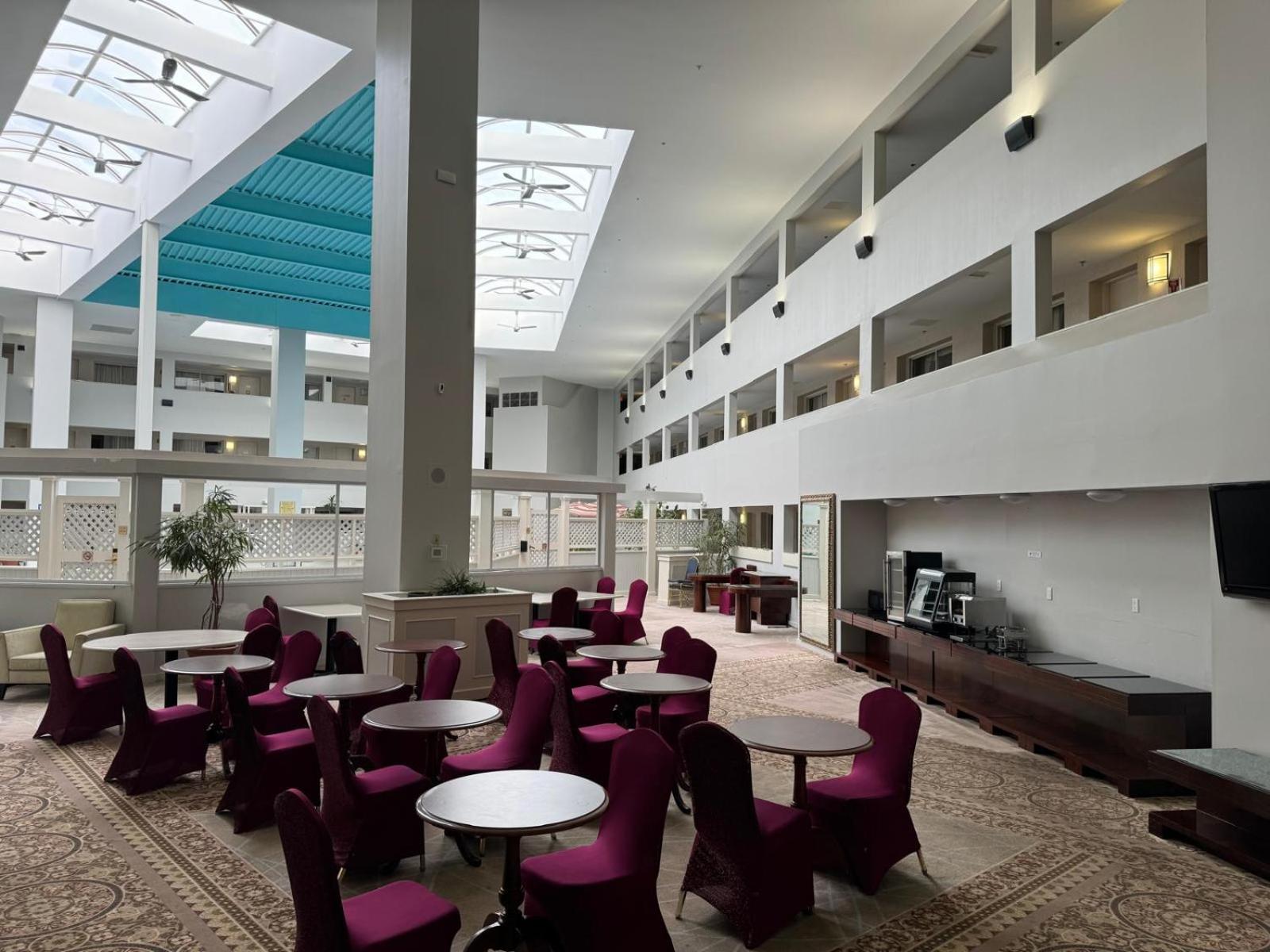 Bedford Vacations - Bedford Plaza Hotel - Boston - Property Image 15