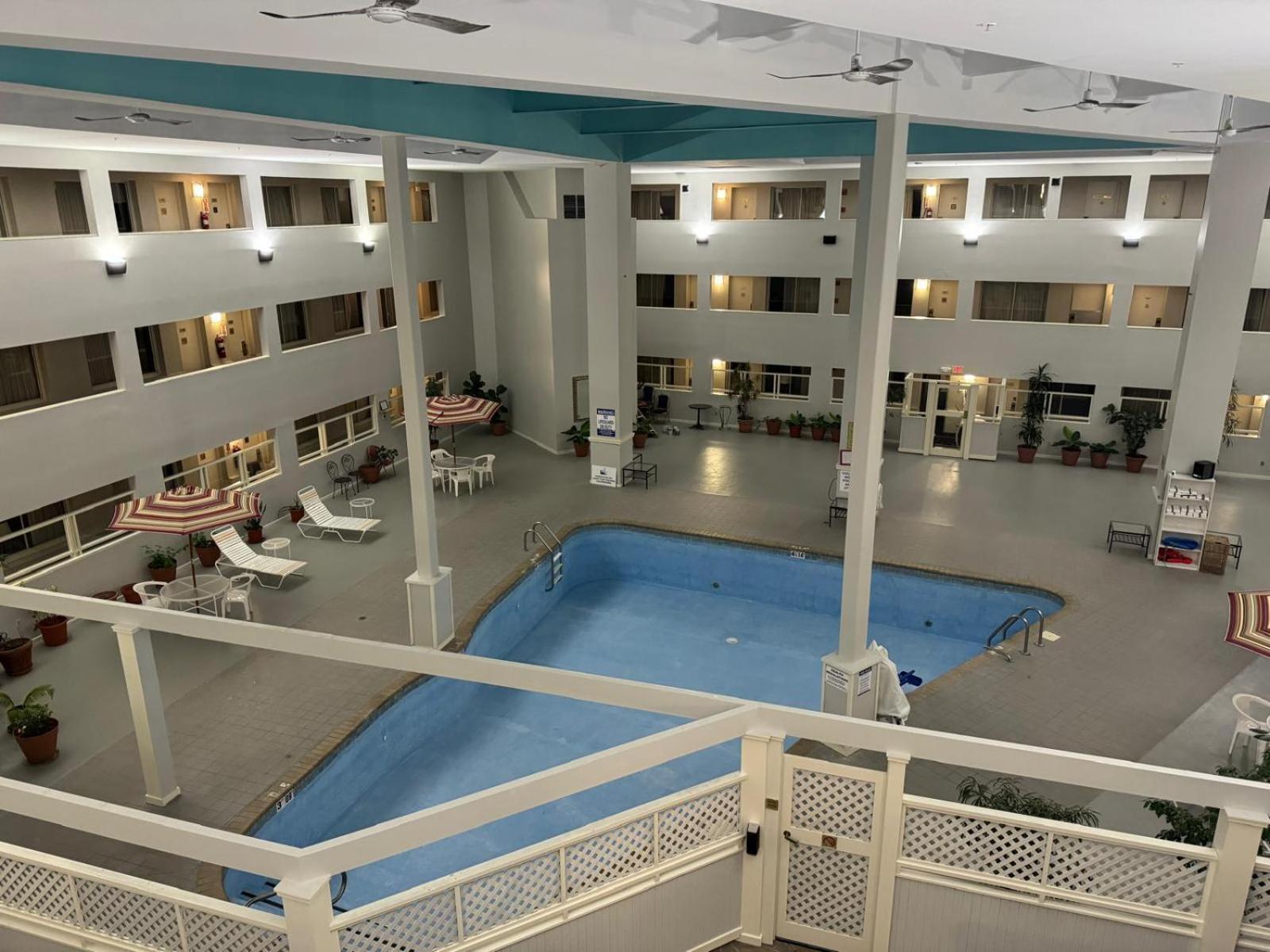 Bedford Vacations - Bedford Plaza Hotel - Boston - Property Image 2
