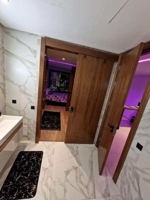 Appartement CFC luxueux Residence Aeria mall avec une vue magnifique view 3