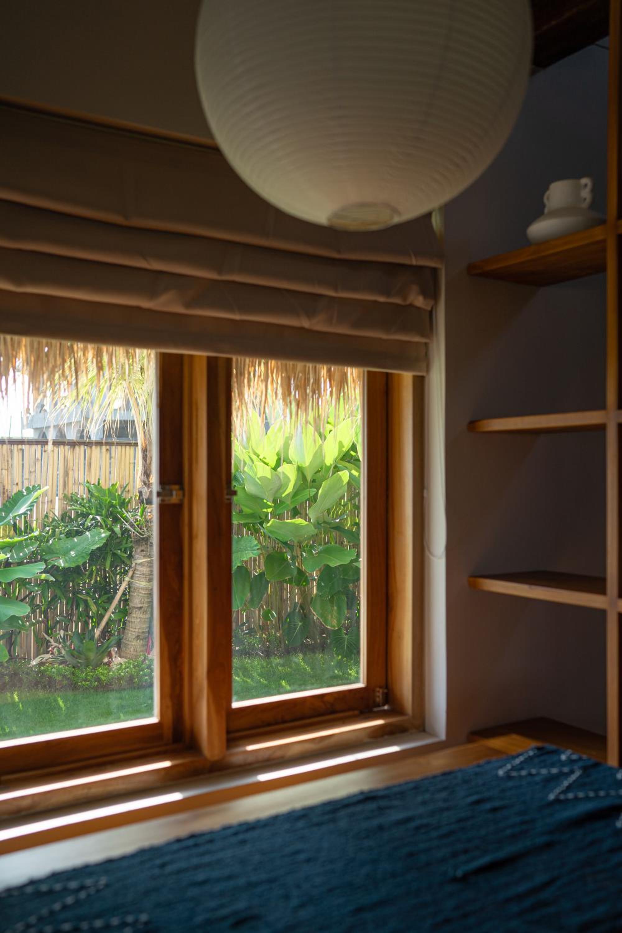 Makai Medewi view 2
