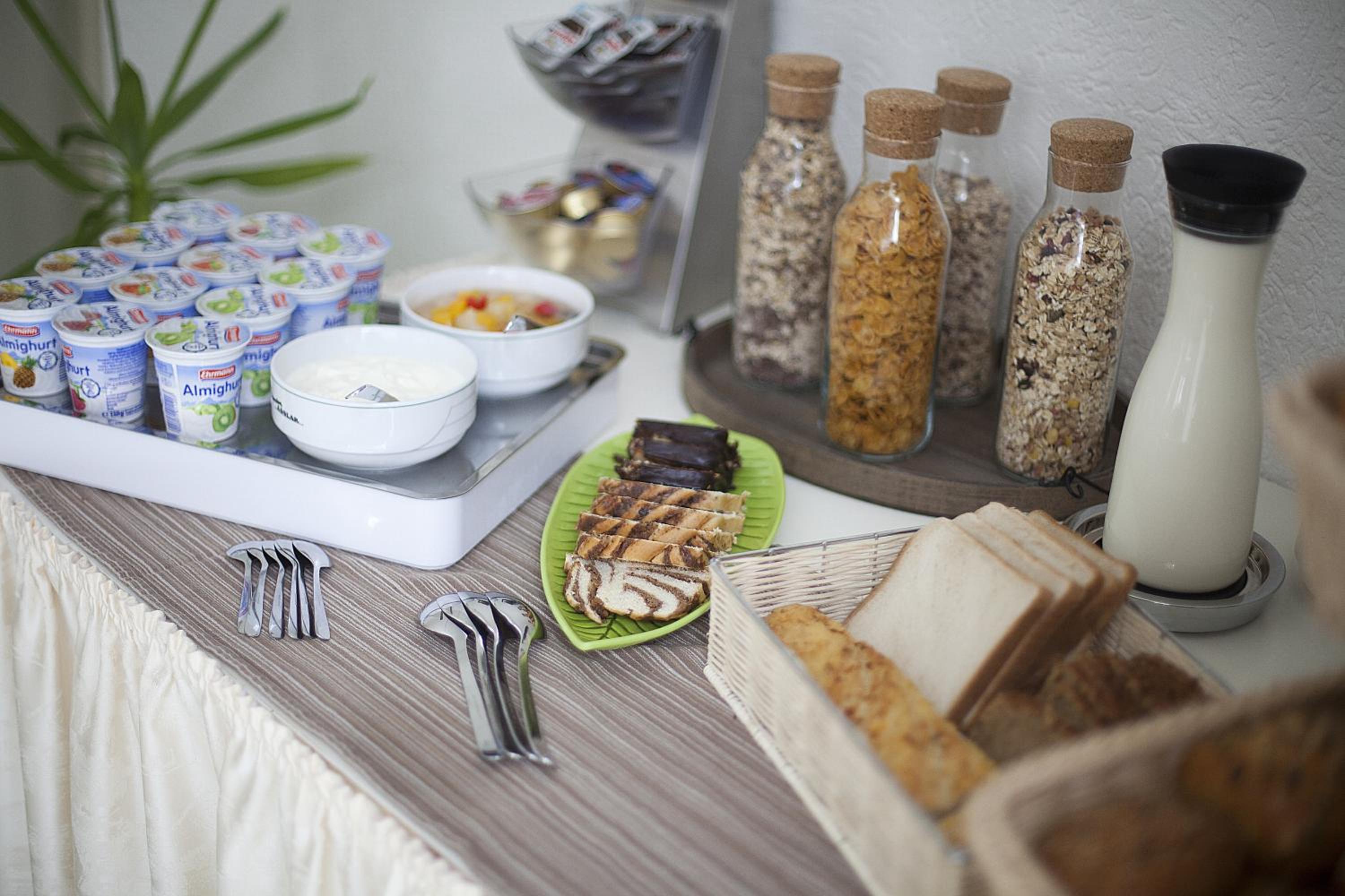 Hotel Asslar - Property Image 13