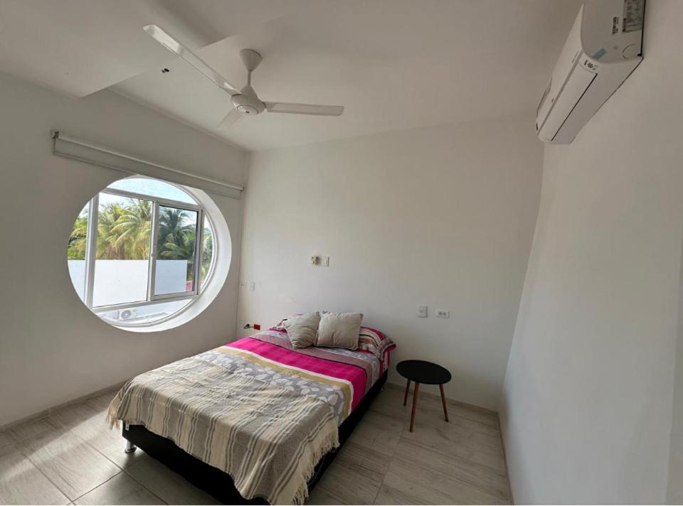 Casa con piscina y campo de golf