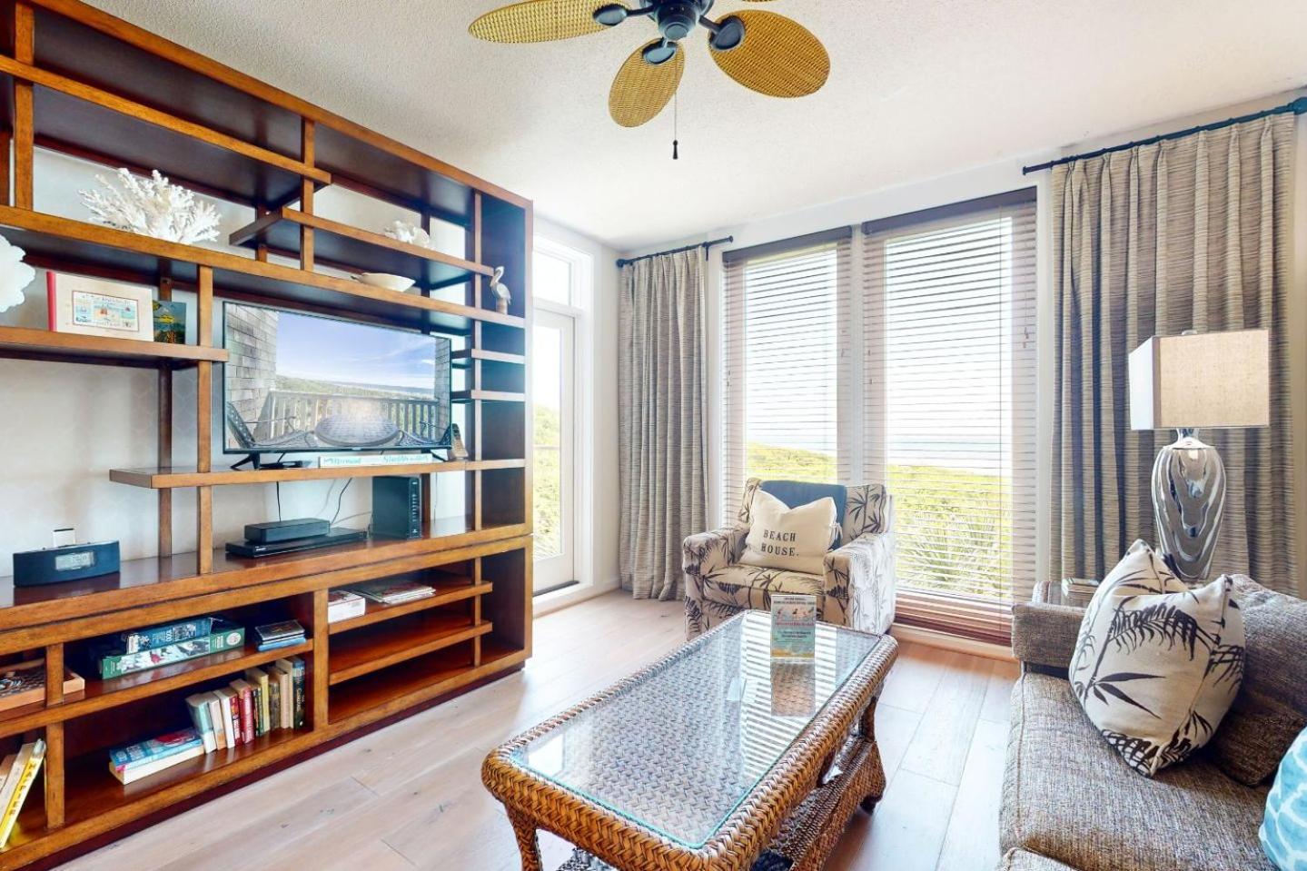 2476 Shipwatch Oceanfront Villa view 3