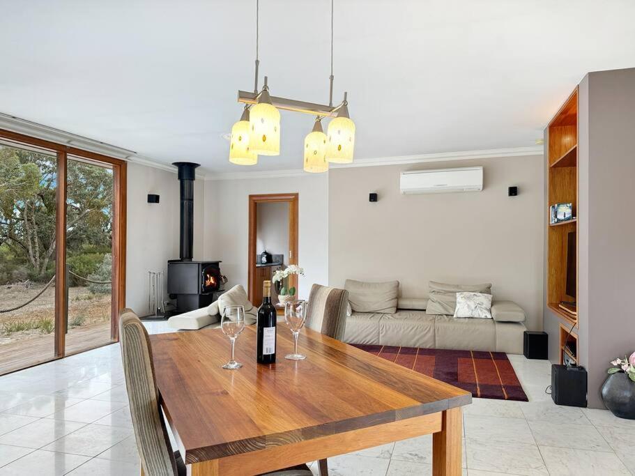 Aurora Cottages - Mountain View
