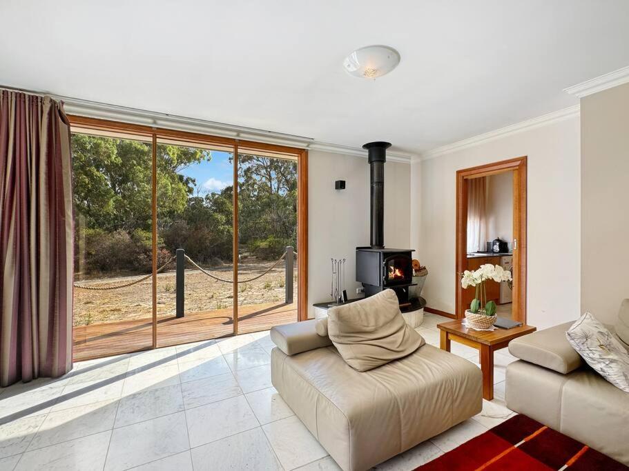 Aurora Cottages - Mountain View