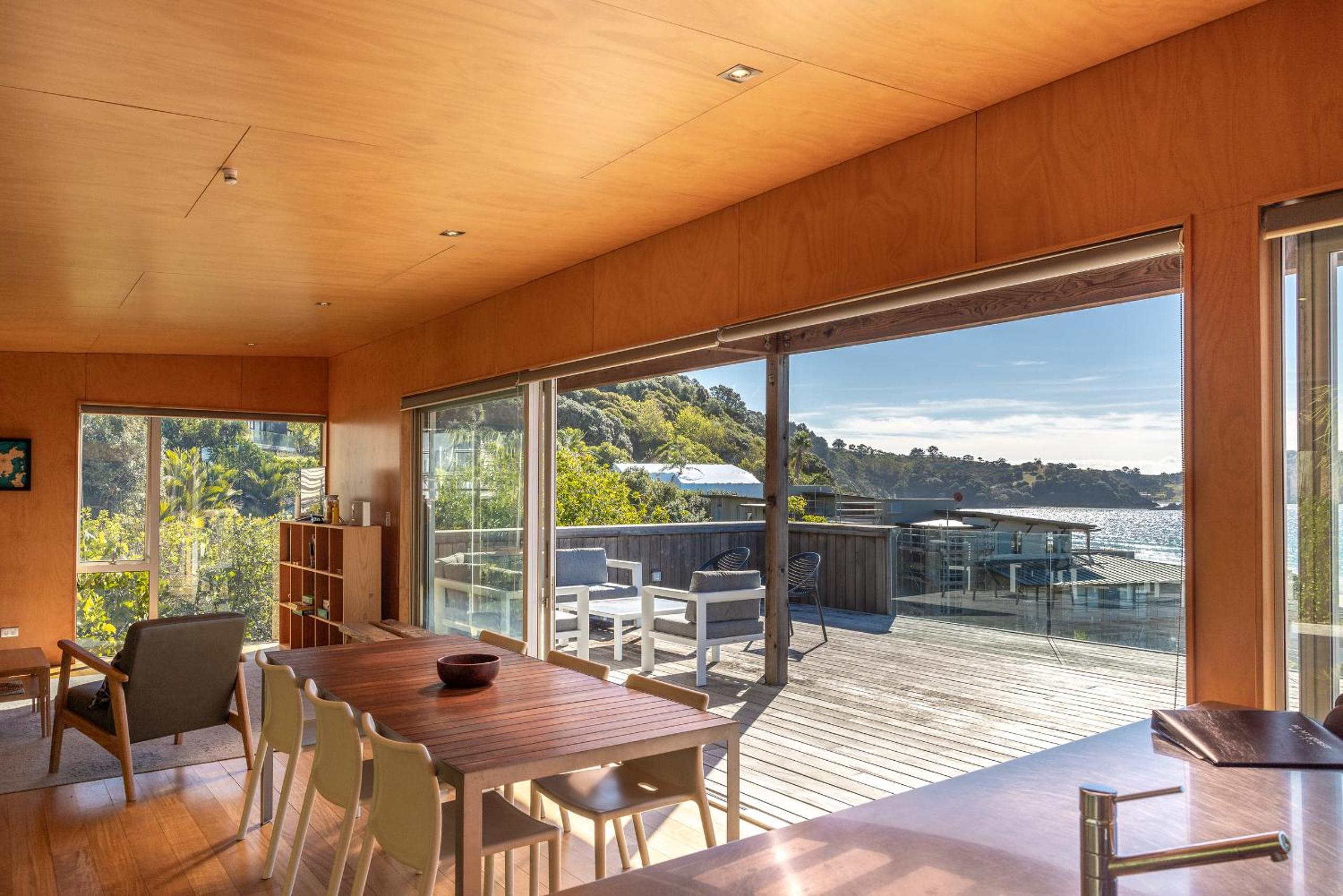 Sandcastle on Seventh, Onetangi - Be My Guest Waiheke