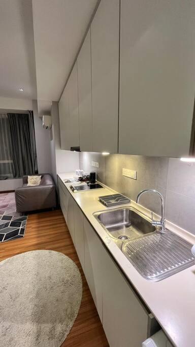 KLCC Apartment