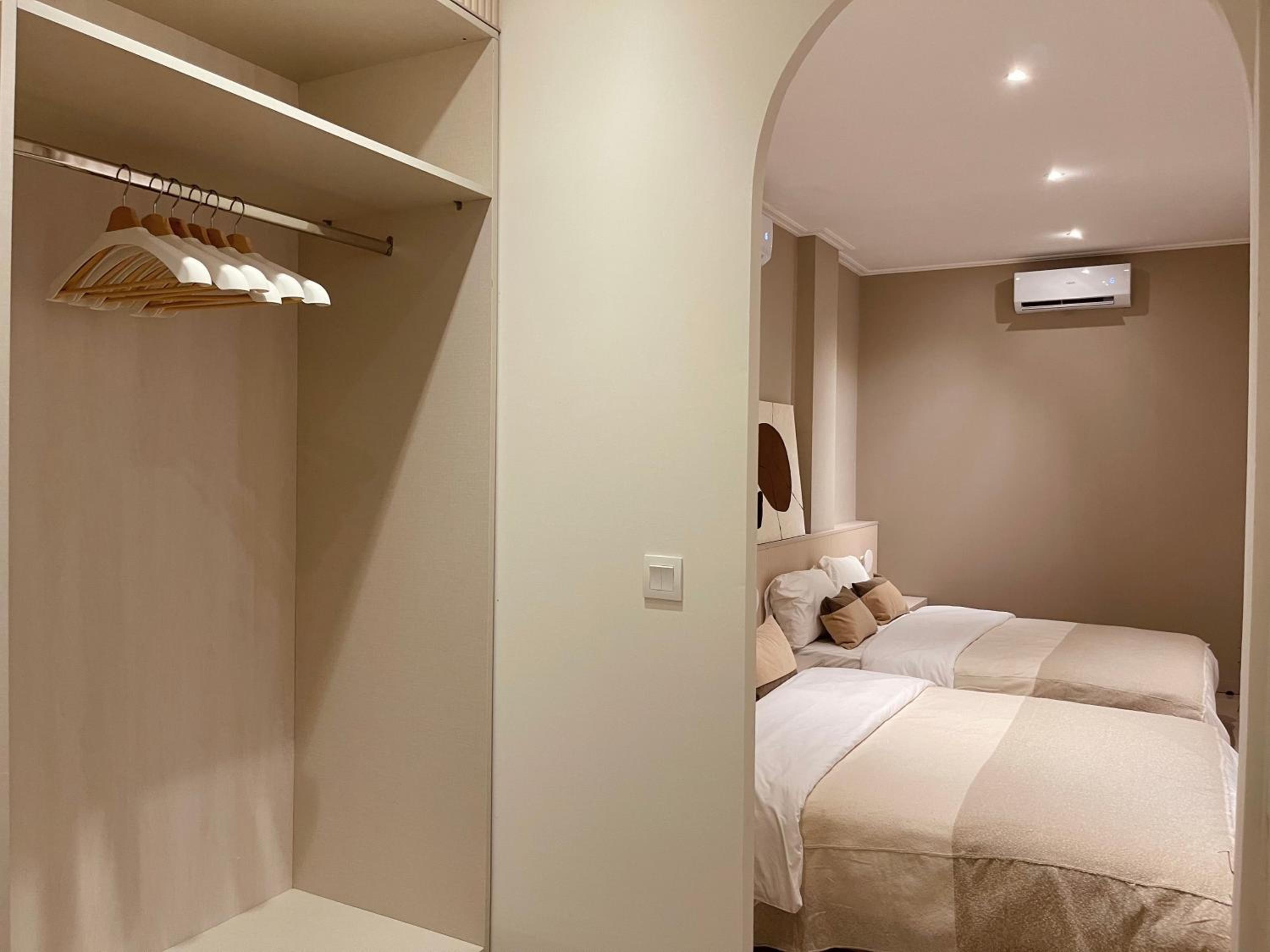 hotel room