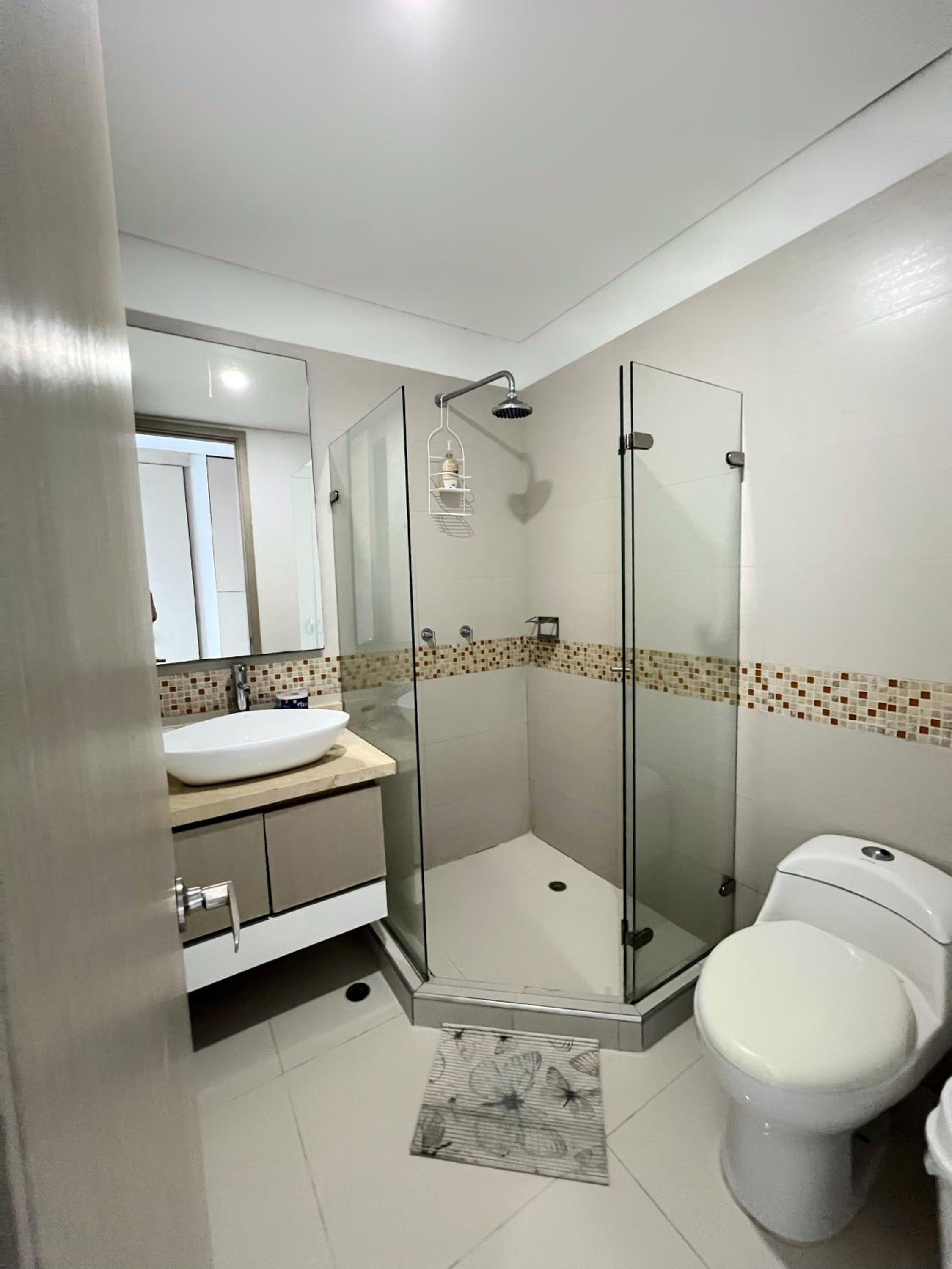 Beachfront Luxurious Apartment, Palmetto Beach