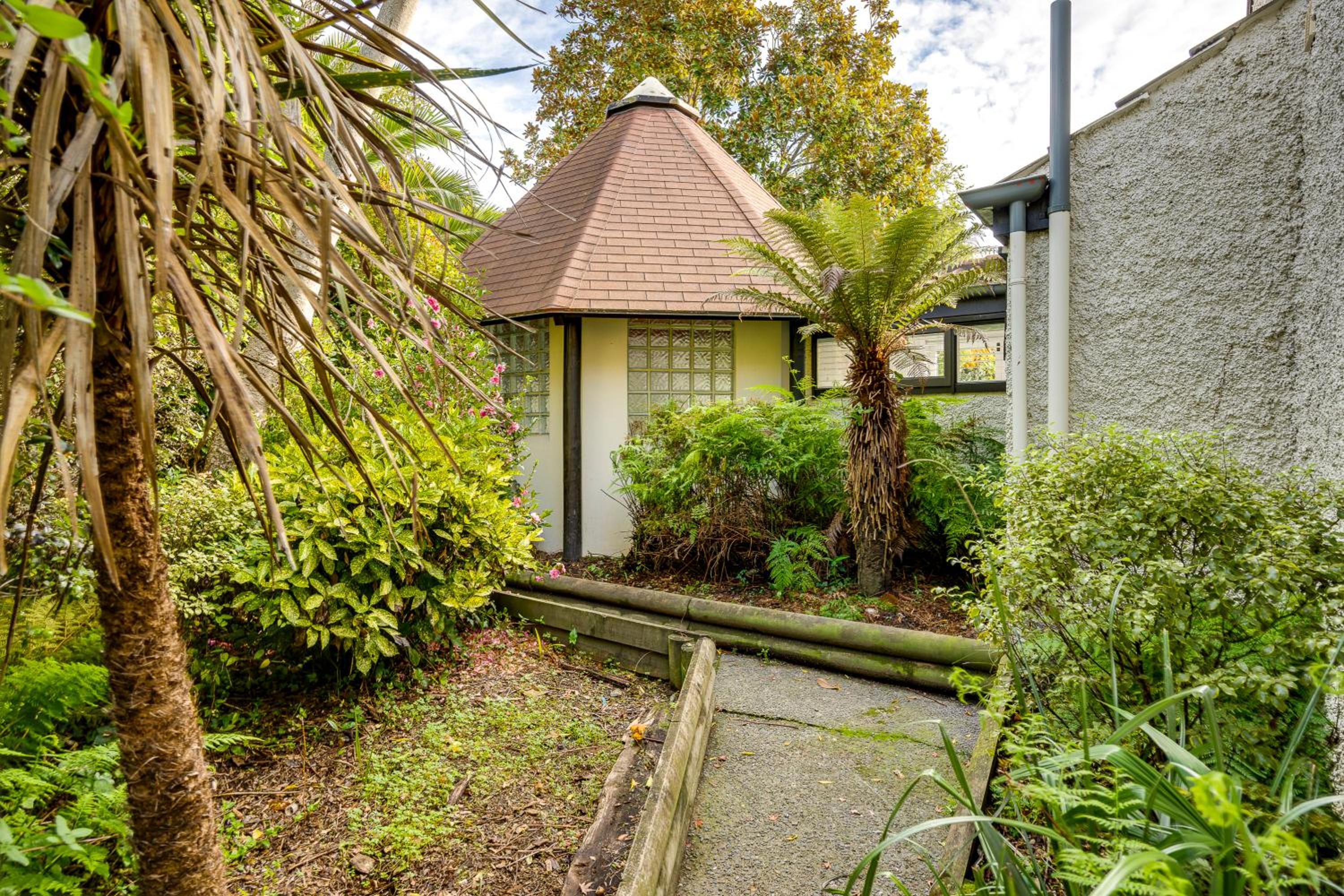 Splendid Sanctuary - Havelock North Holiday Home view 3