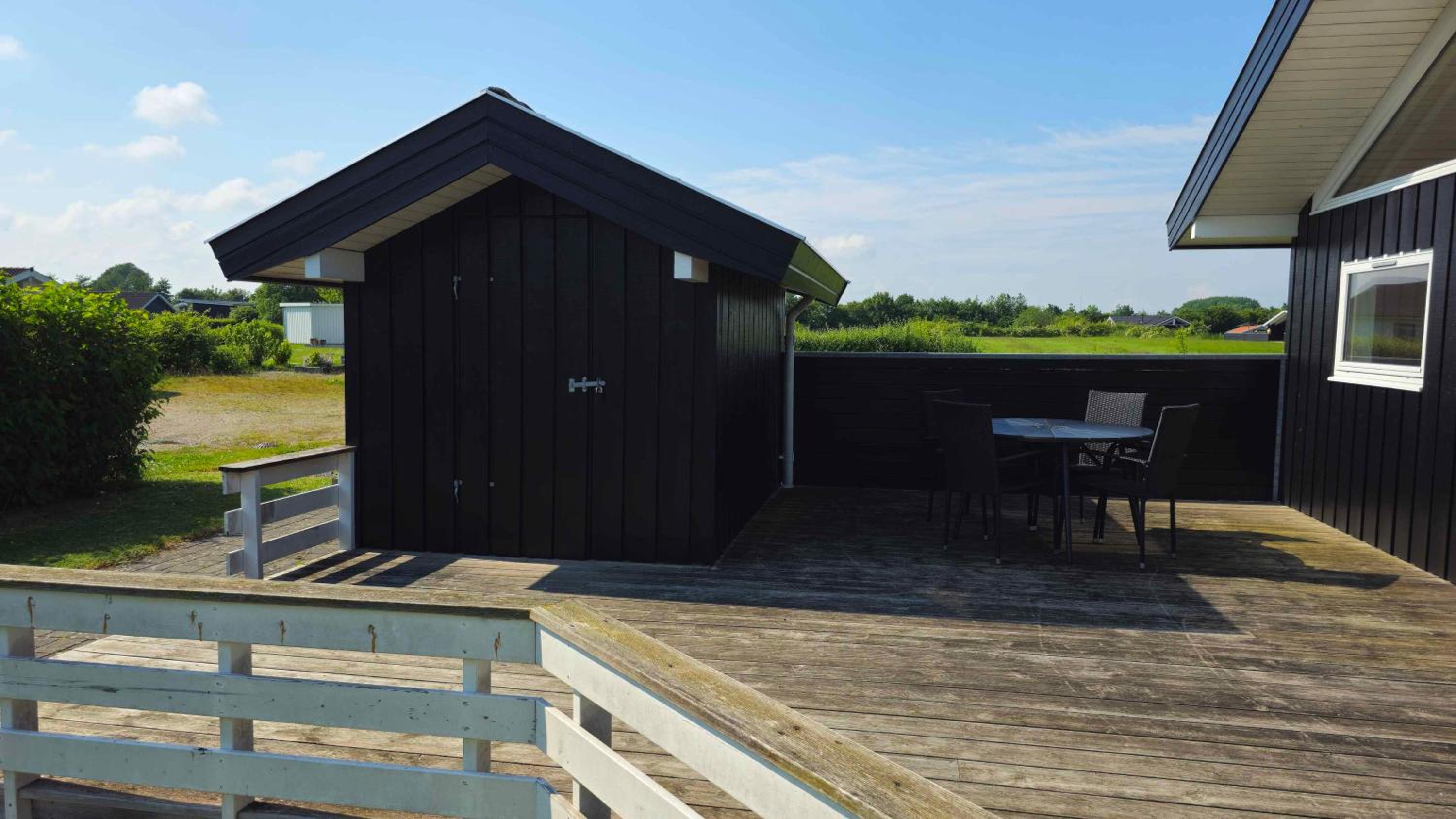Cozy And Modern Holiday Home With All Equipment